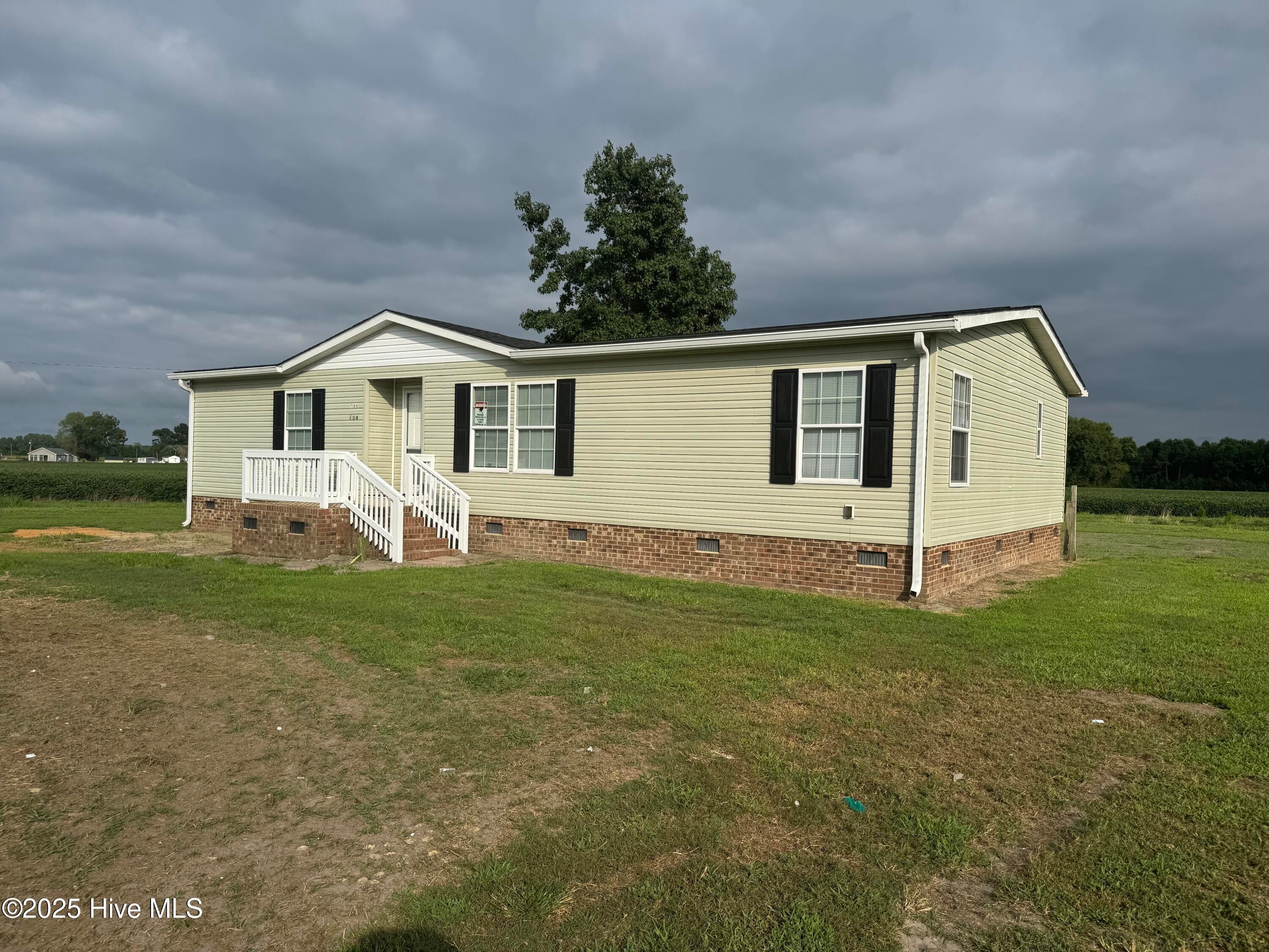 704 Wade Road — photo
