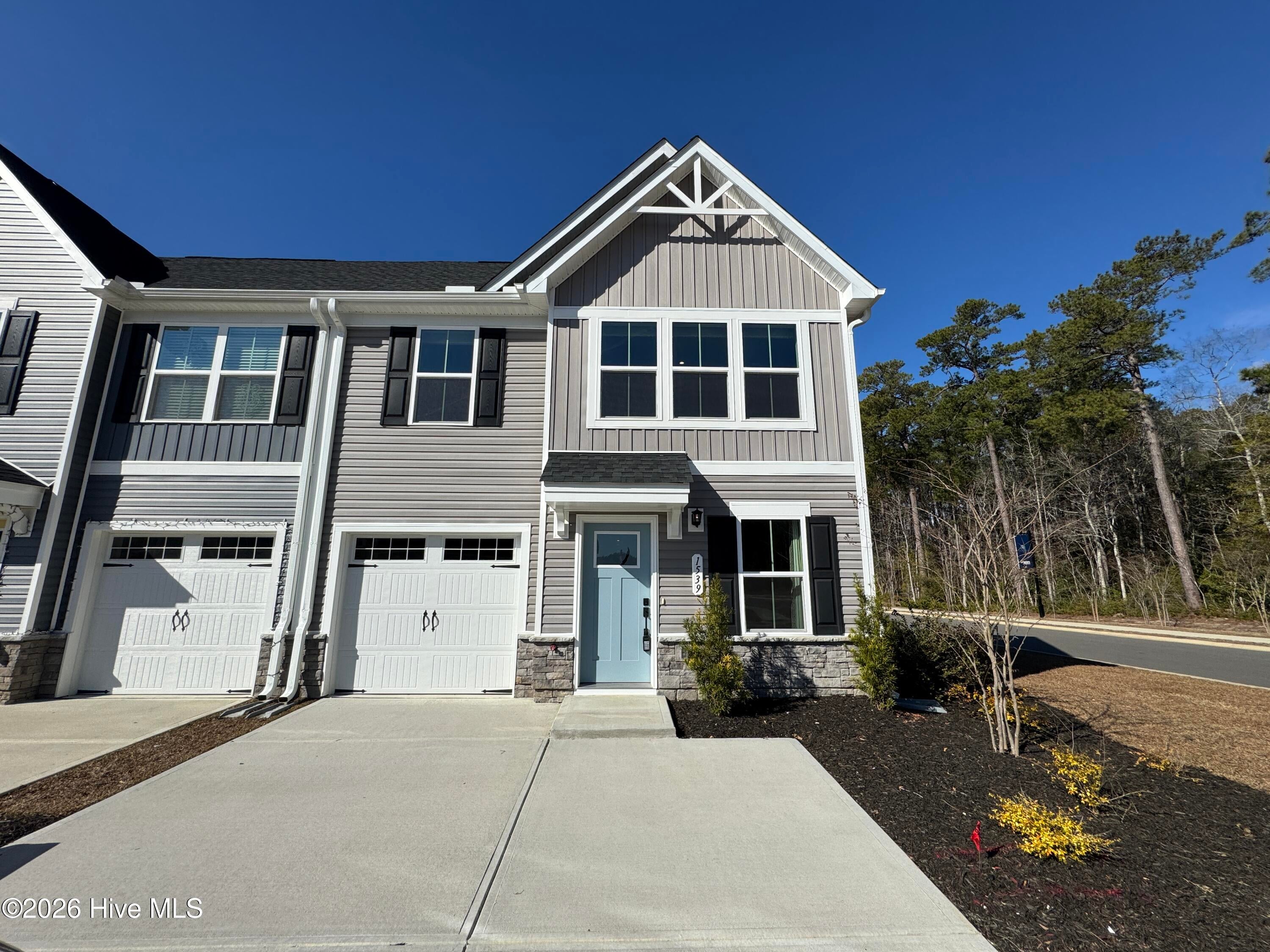 1539 Pine Log Trail NE — photo