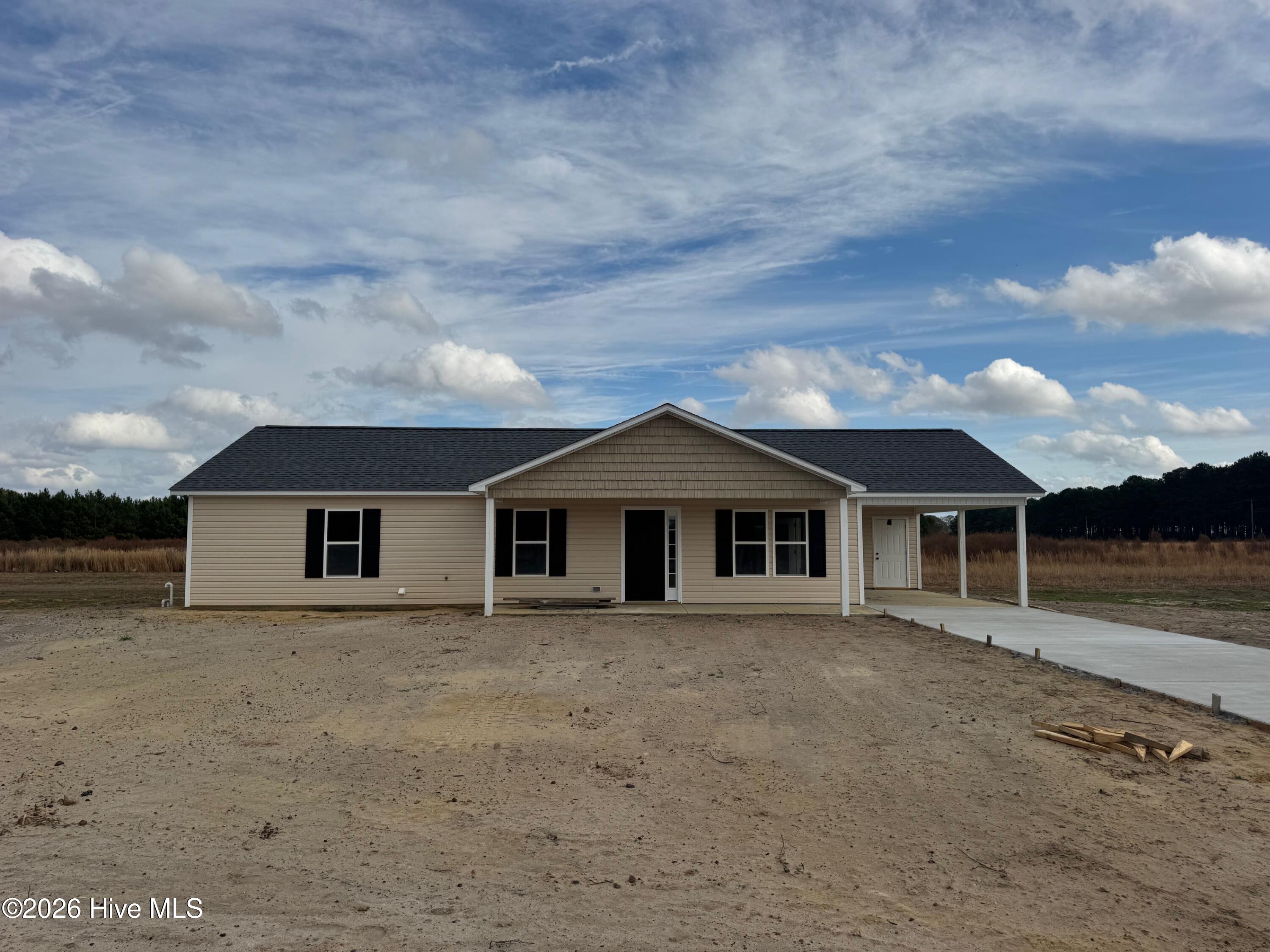 189 Lanefield Road — photo