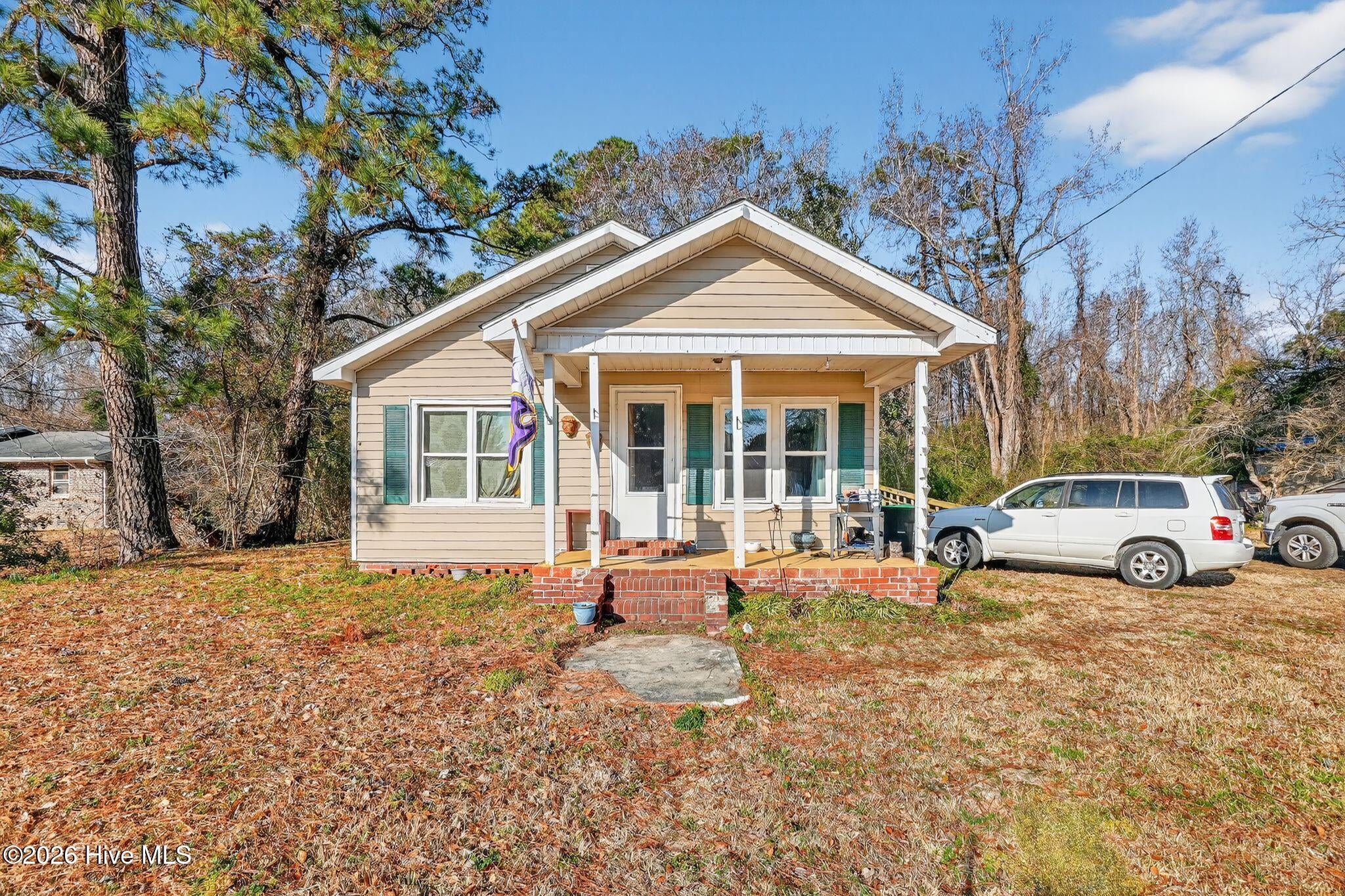 1439 Silverbrook Road — photo