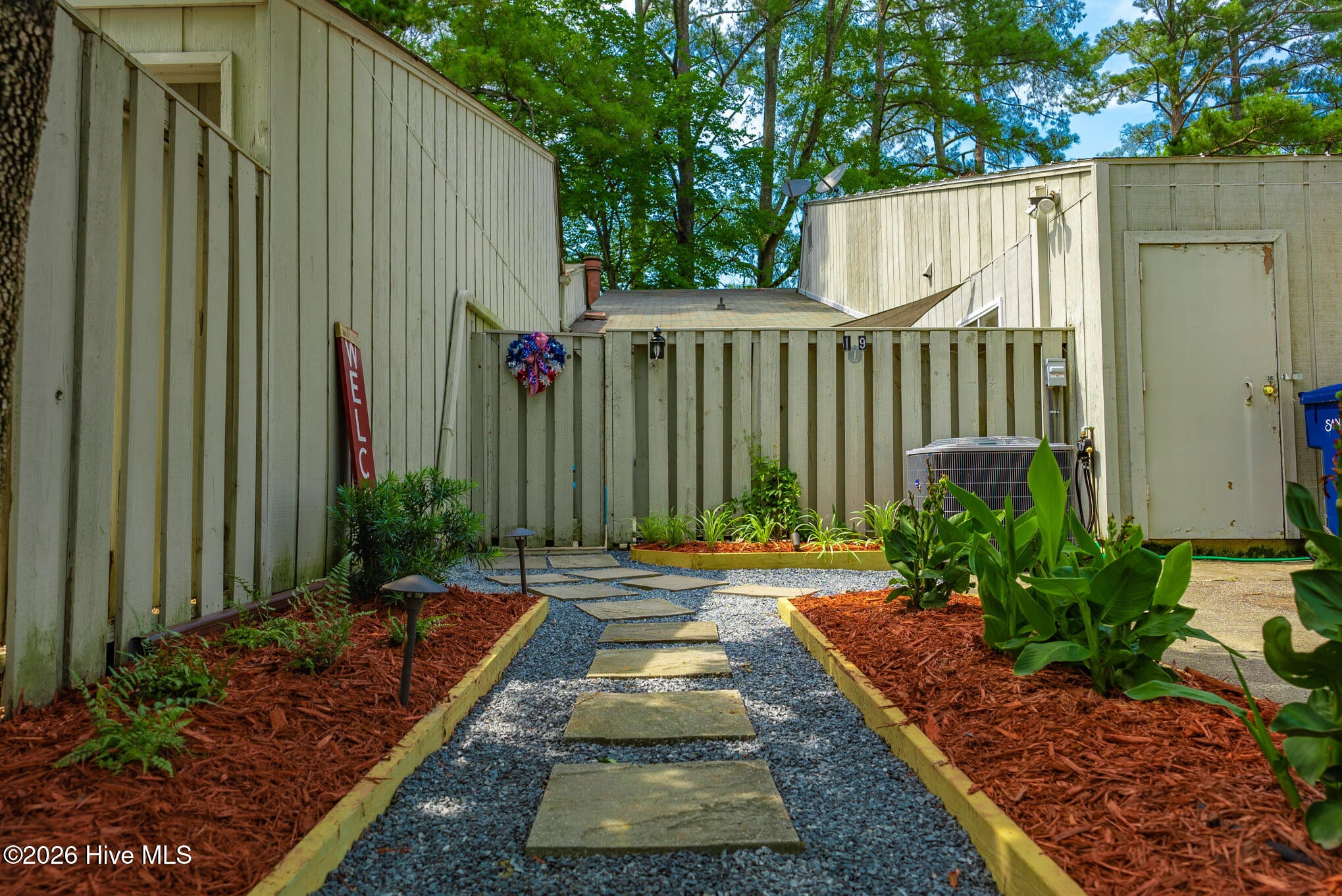 109 Mallard Cove — photo