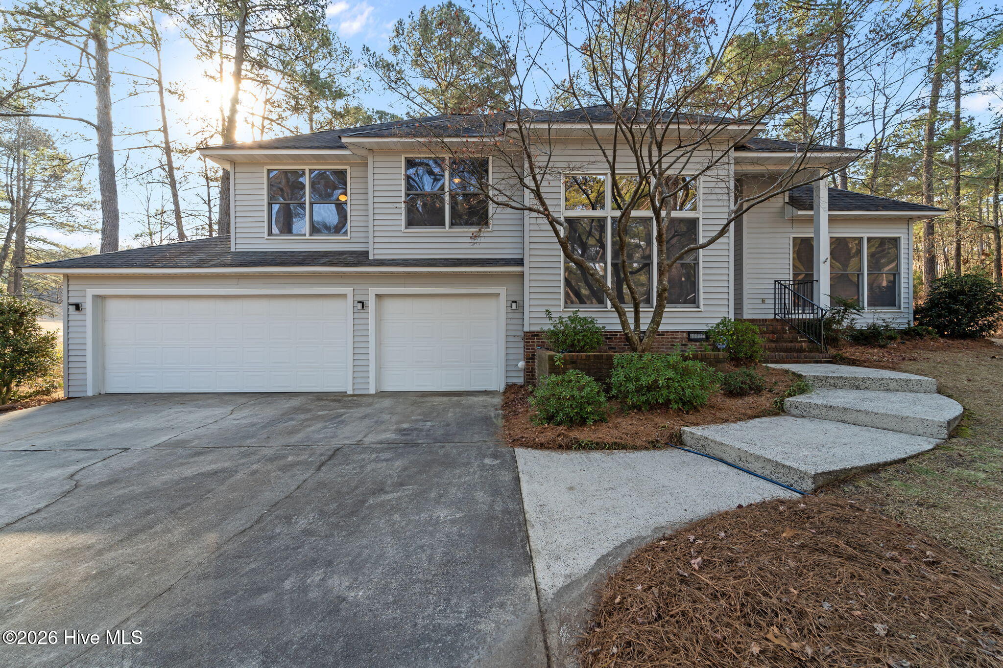 15620 Fox Lane — photo
