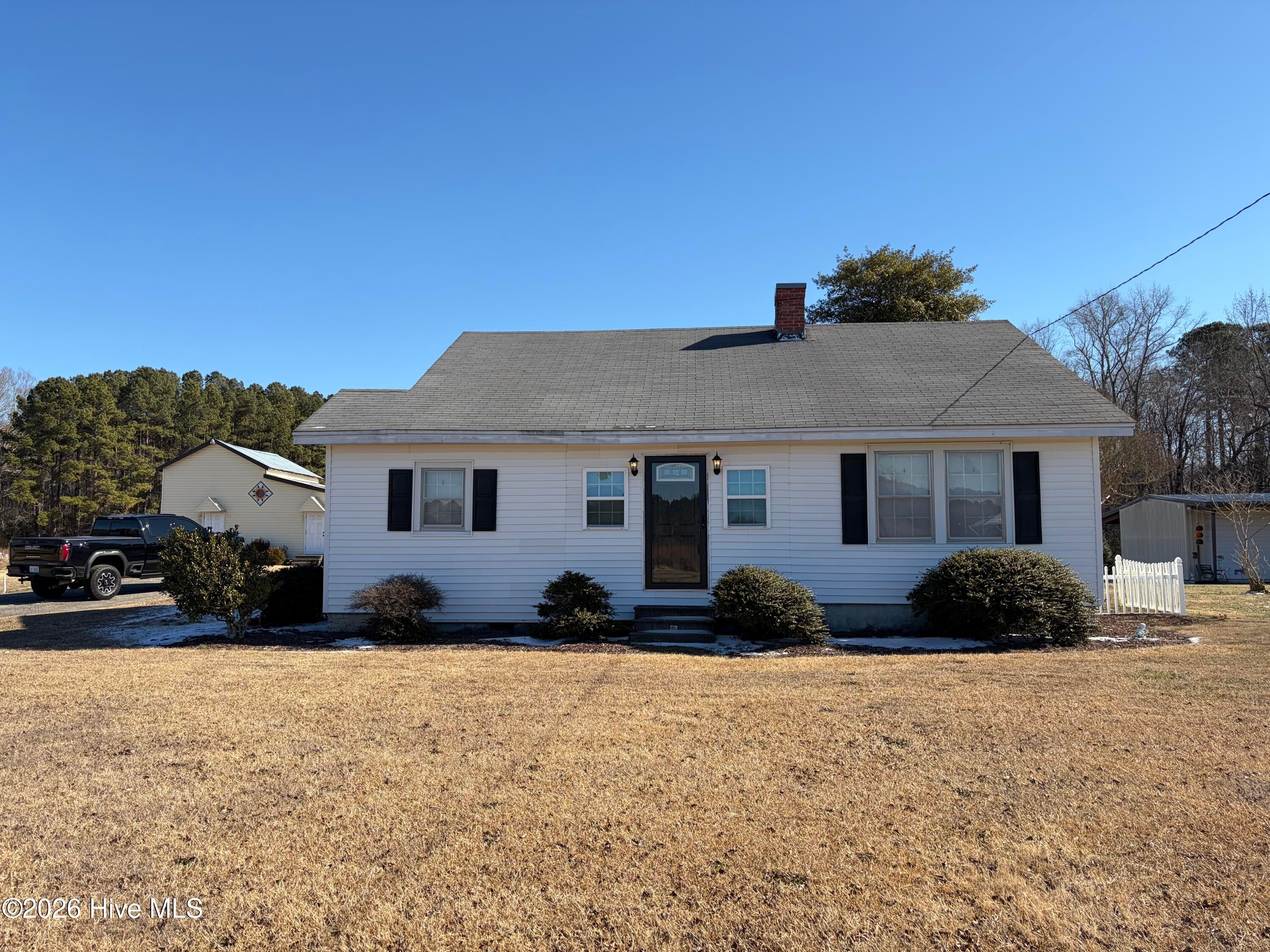 5835 S 231 — photo