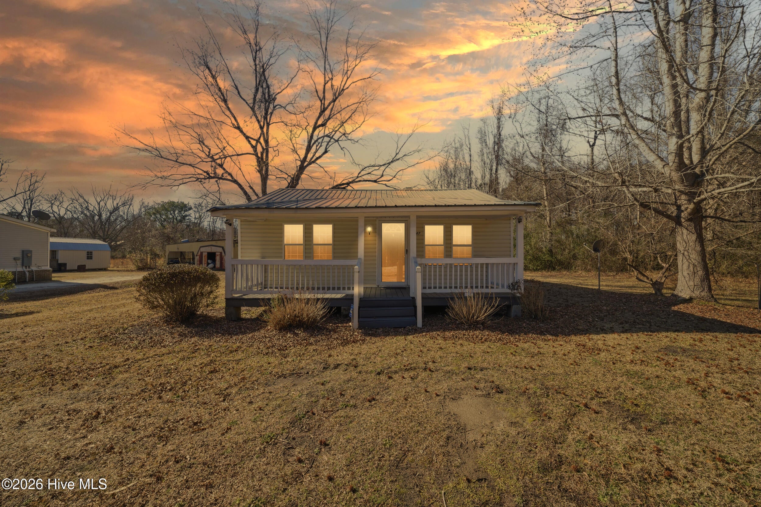 1347 Virginia Road — photo