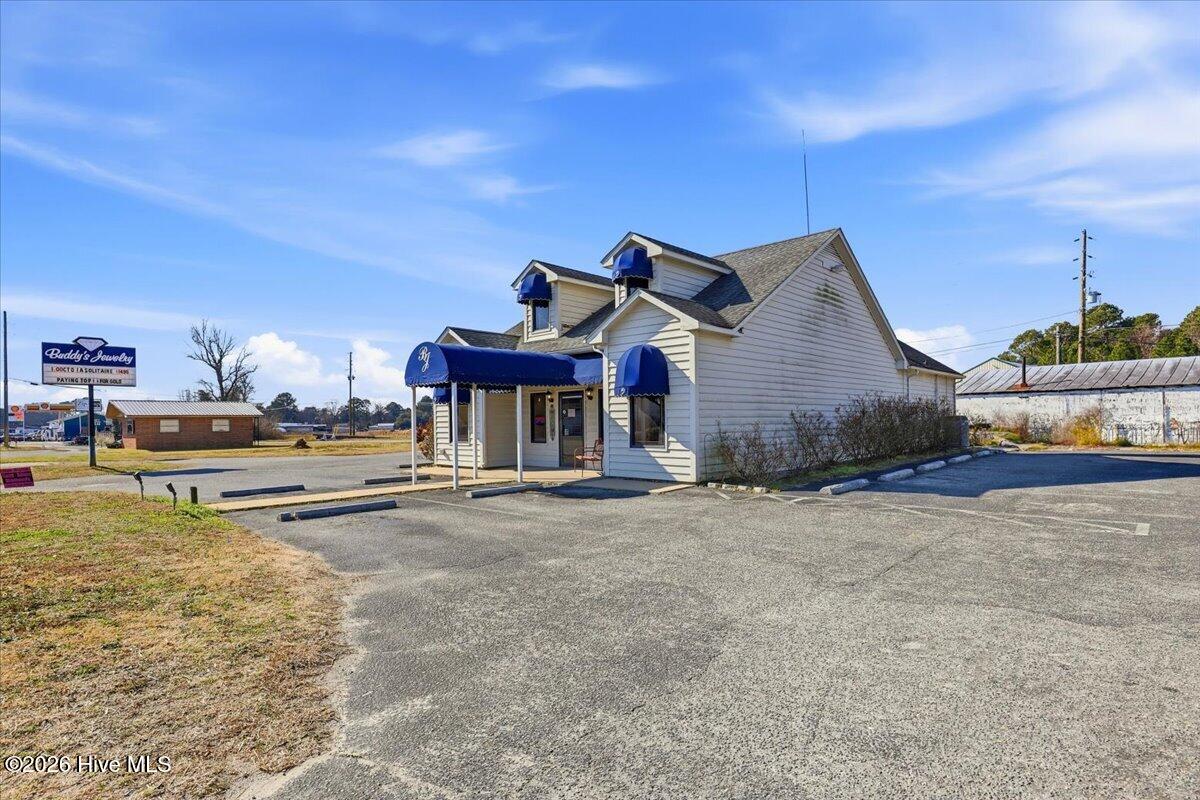 903 N Breazeale Avenue — photo