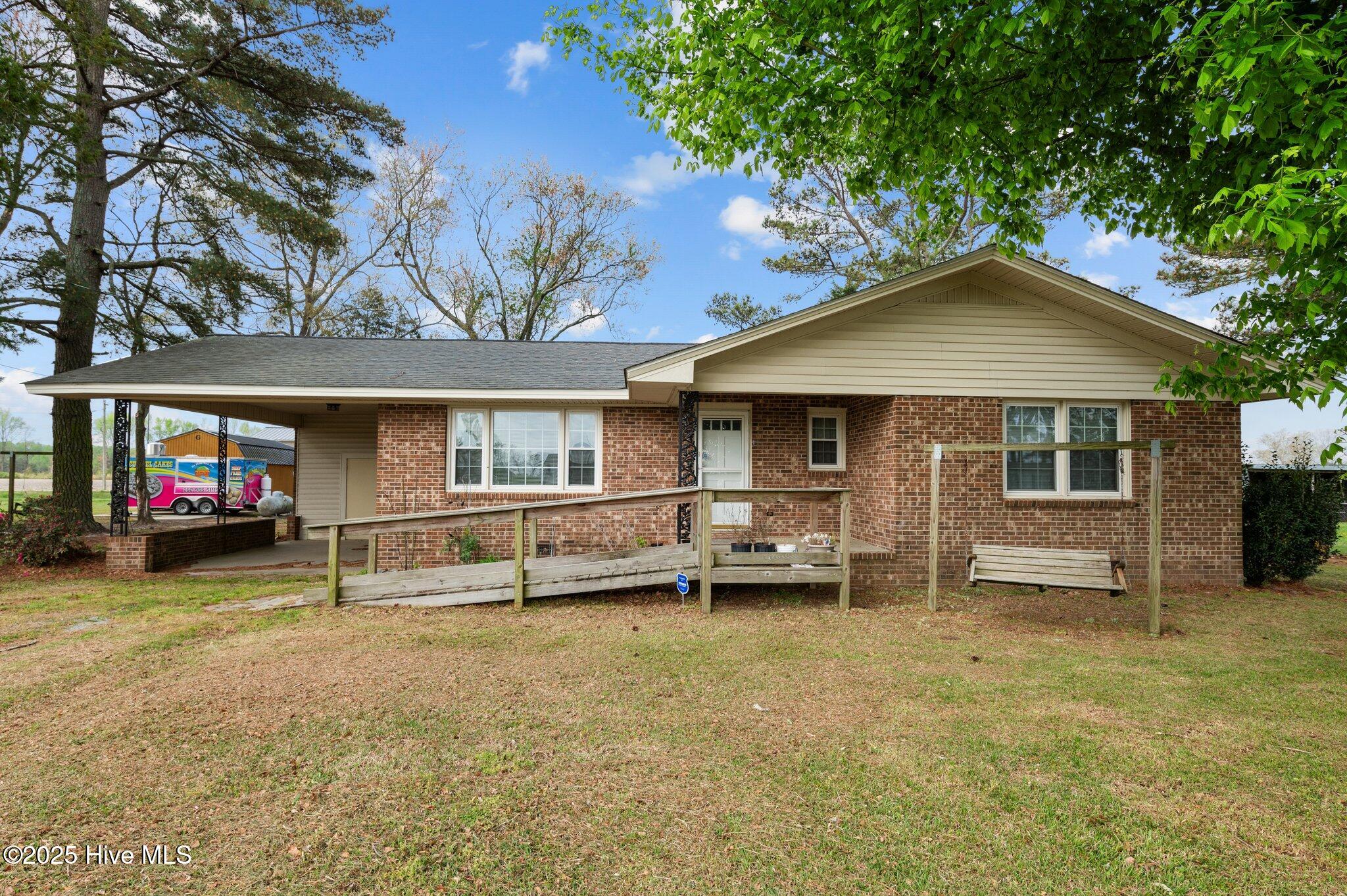 2042 Pinetops-Crisp Road — photo