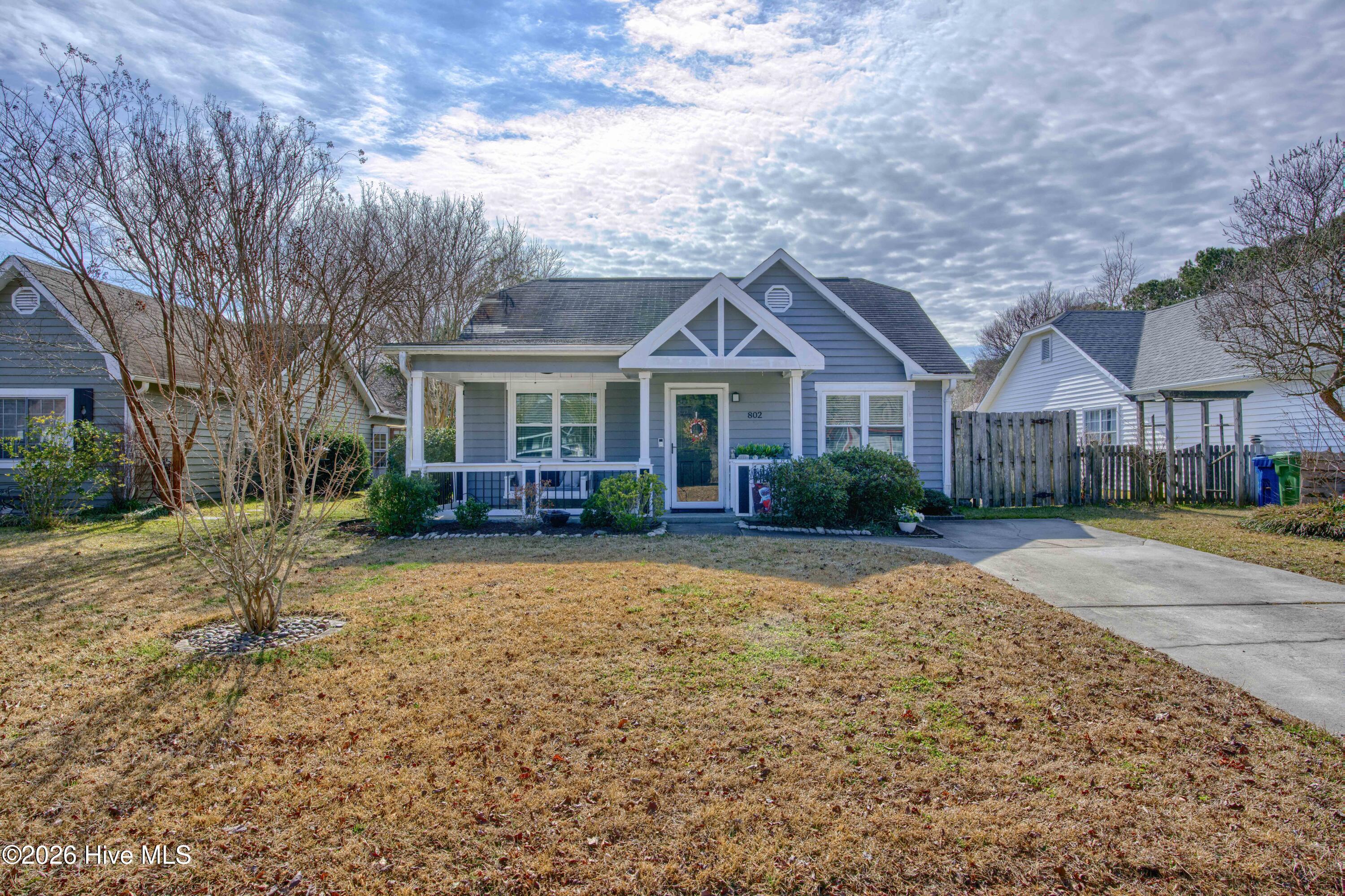 802 Antler Drive — photo