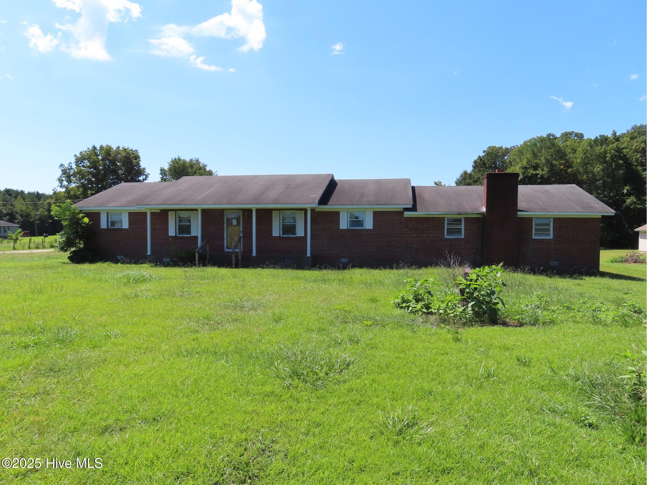 641 W Nc Highway 561 W — photo