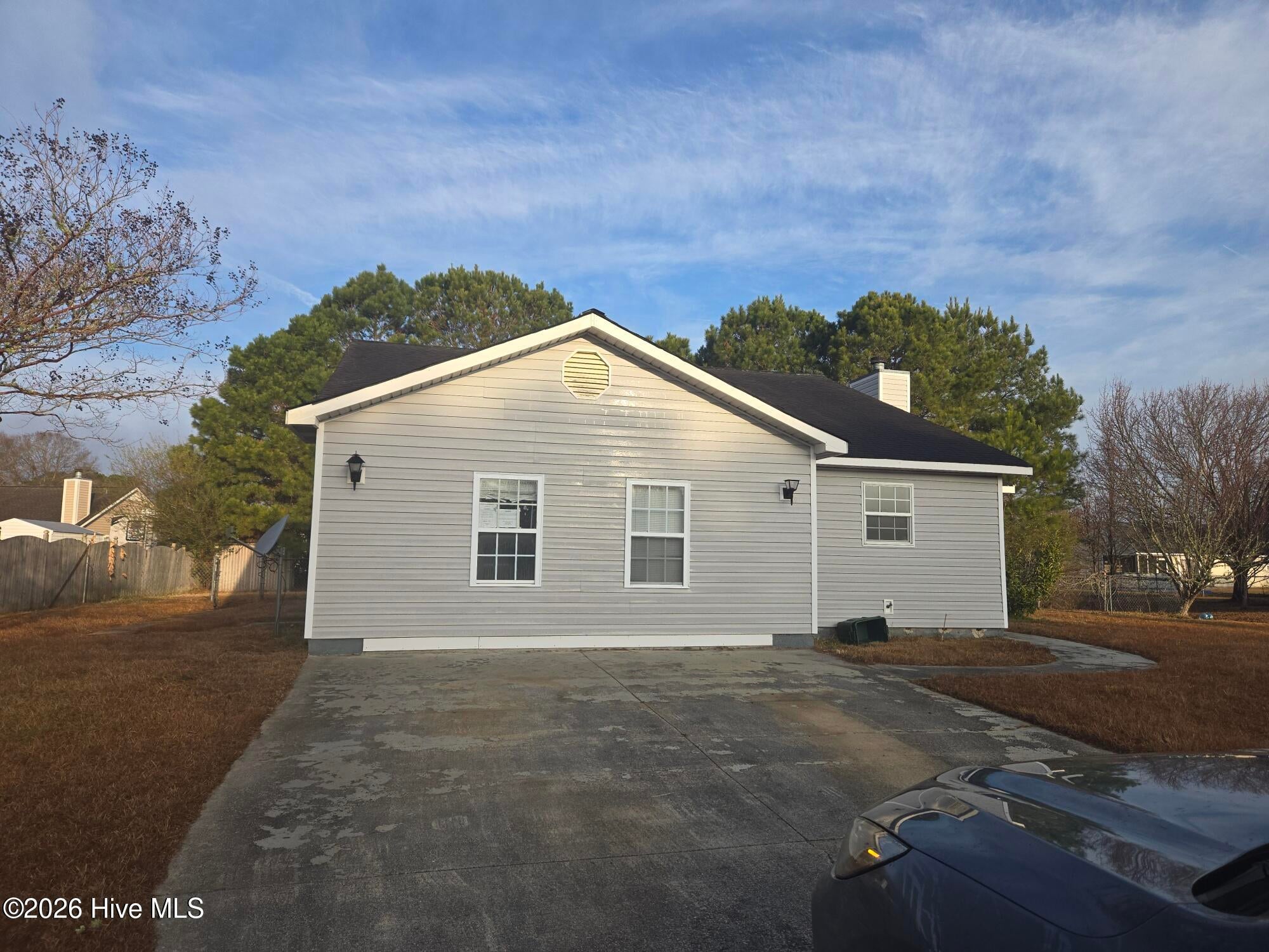 442 Dion Drive — photo