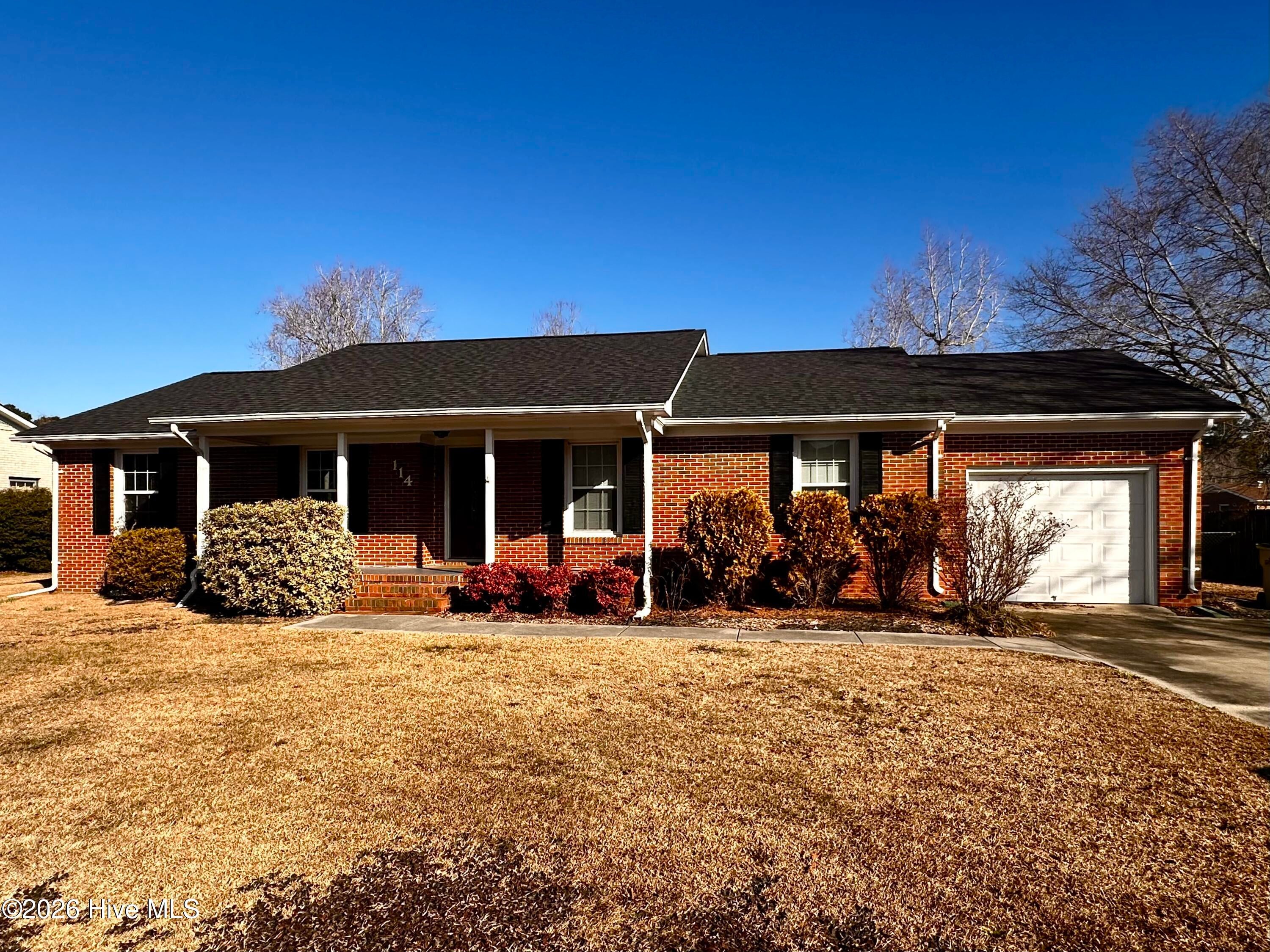 114 Craven Drive — photo