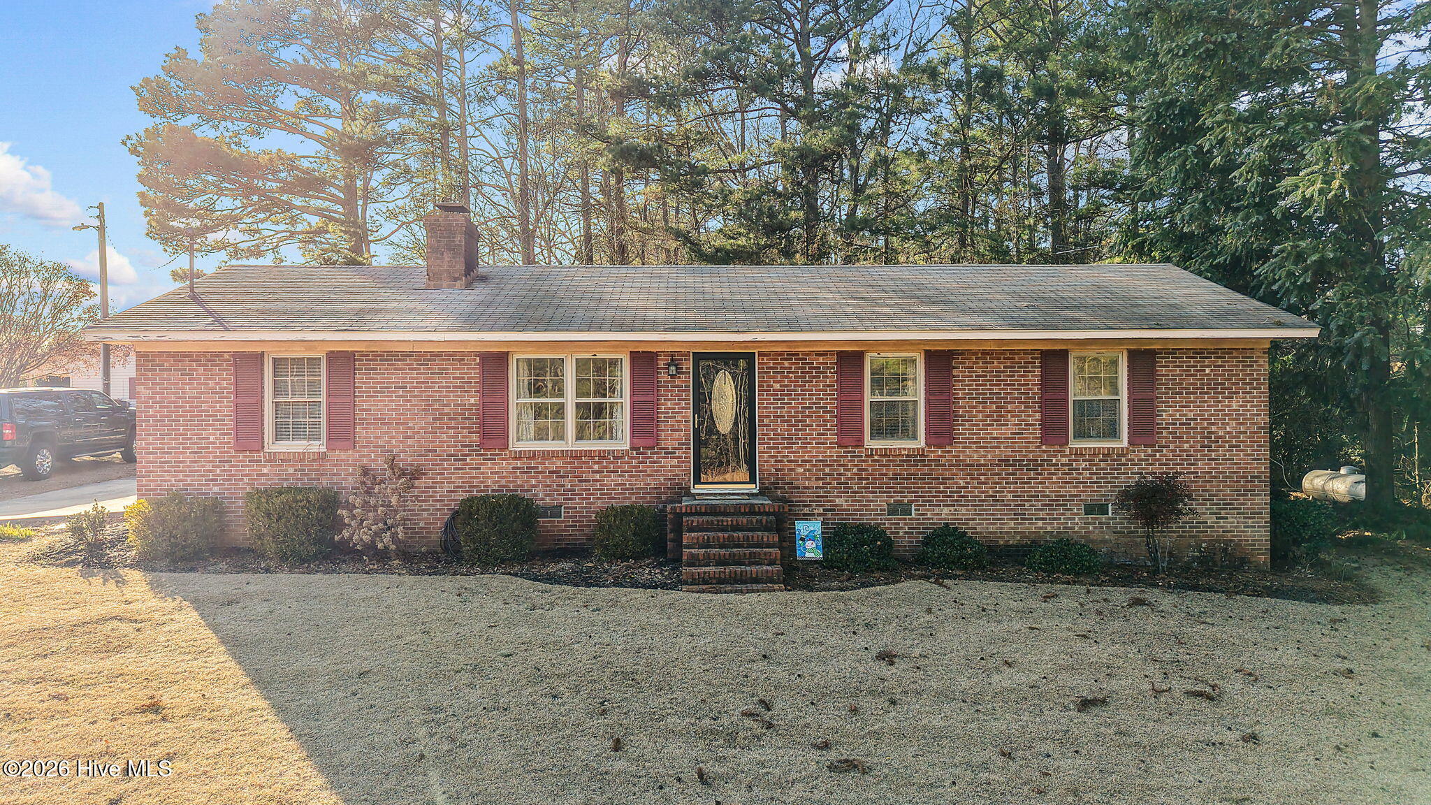 7533 Fish Pond Road — photo