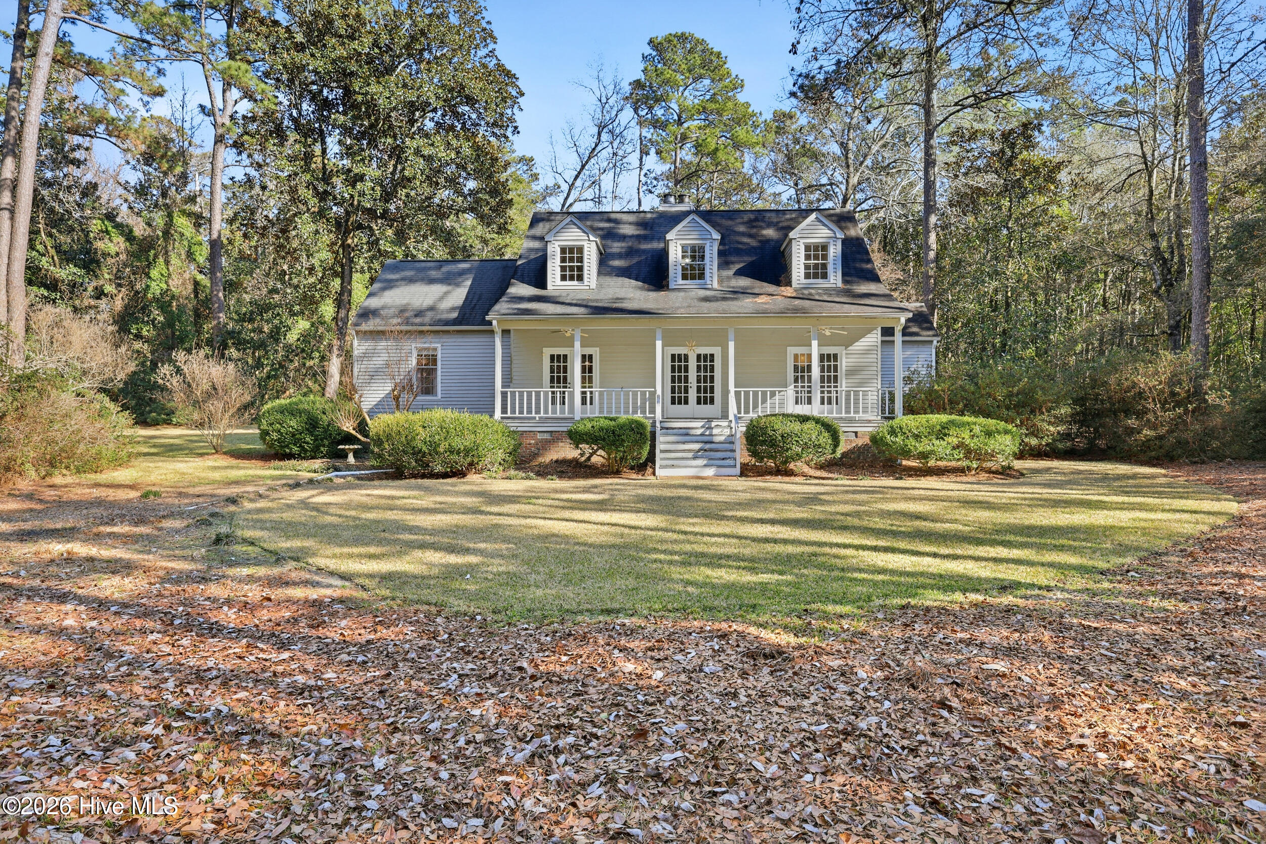 111 Magnolia Drive — photo