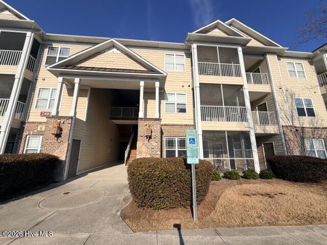 240 Woodlands Way Unit 1 — photo