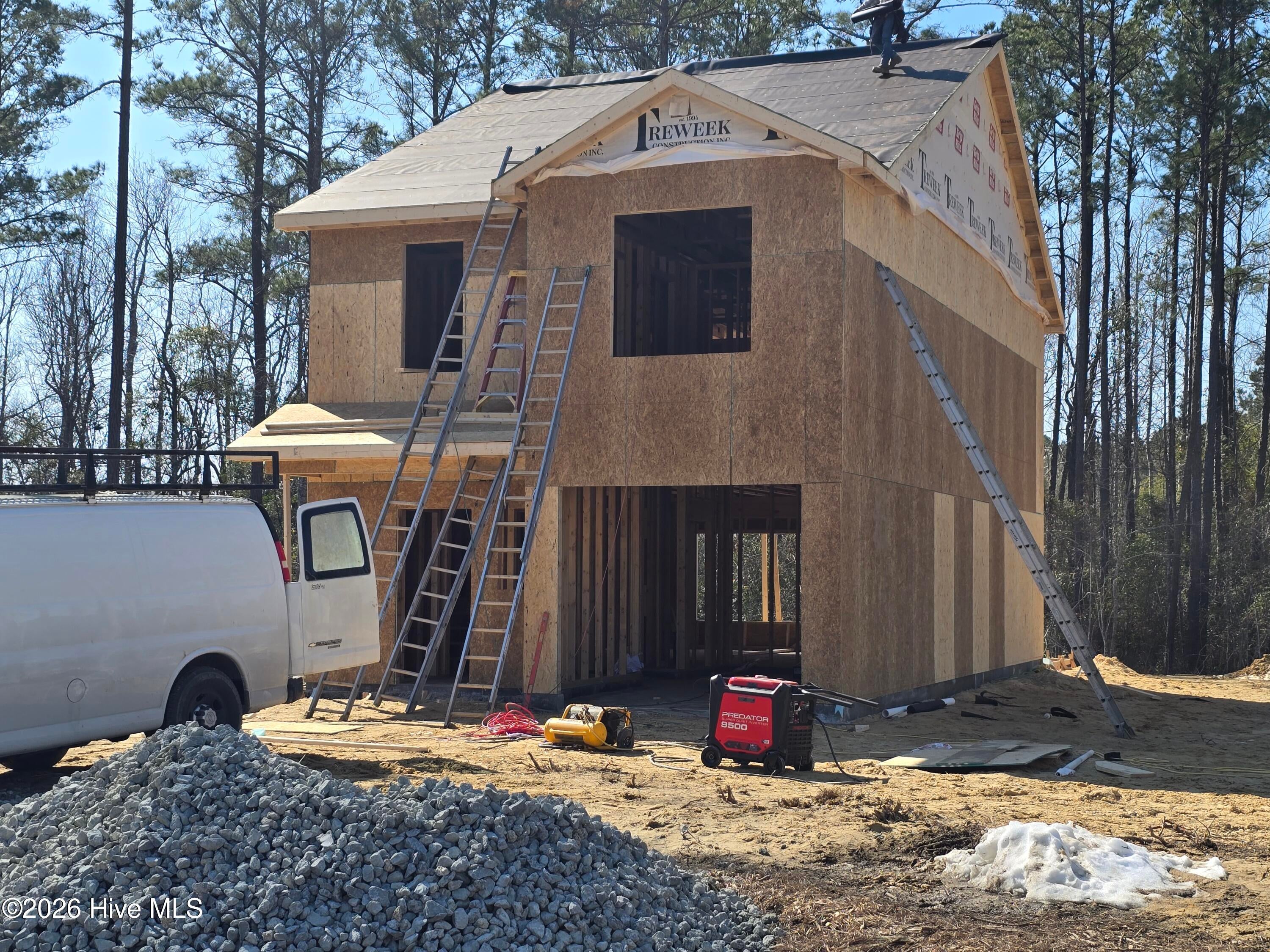 104 Palm Circle — photo