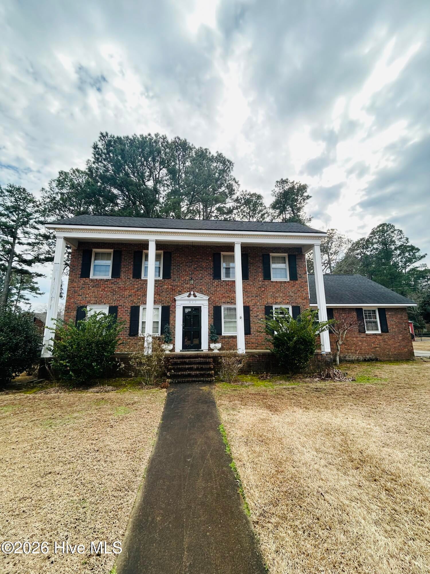 1802 Oxford Road — photo