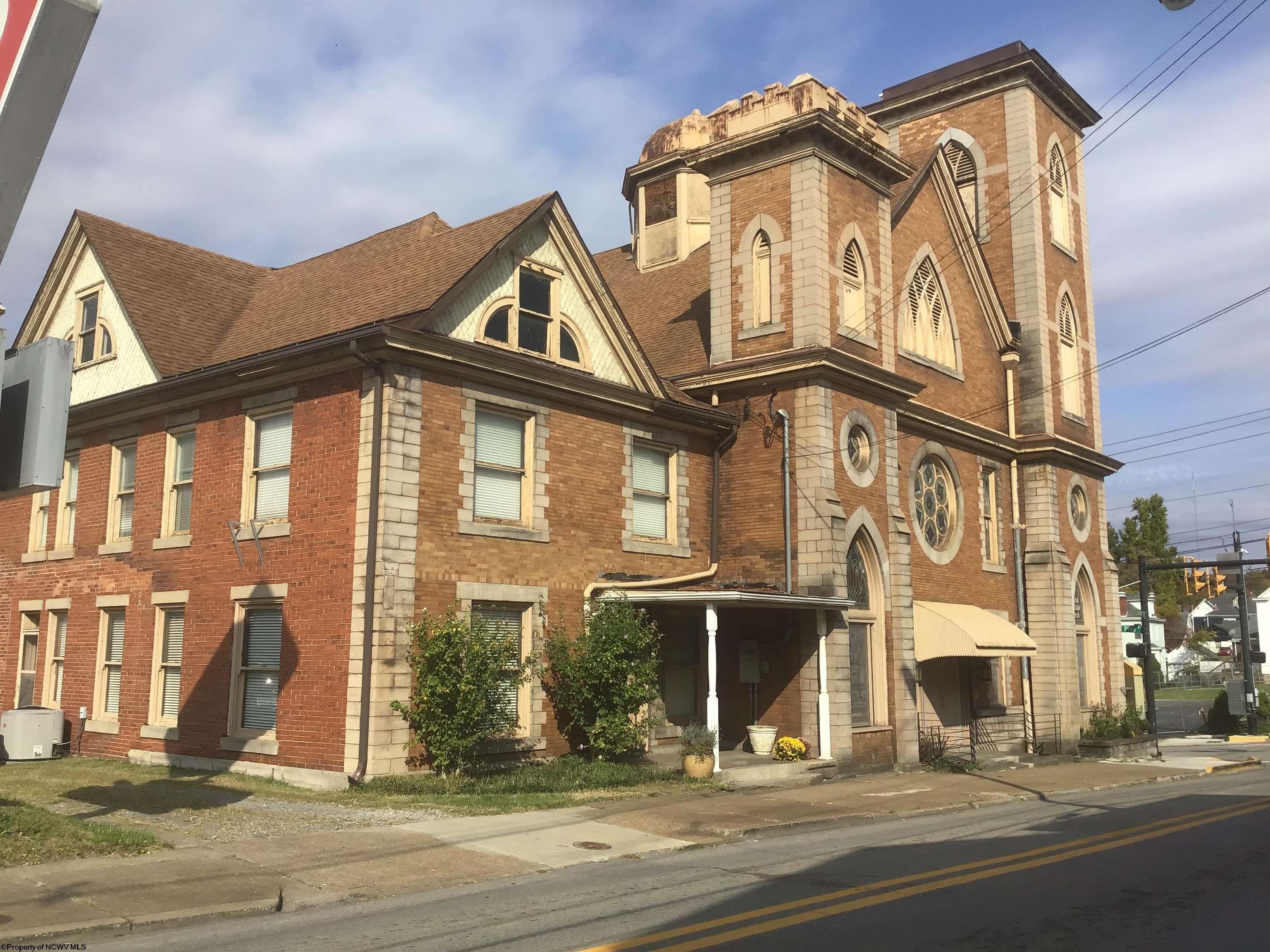 114 S Chestnut Street — photo