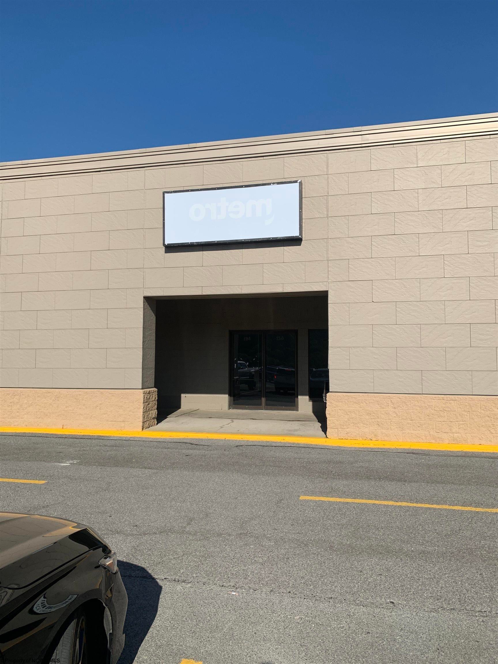 124 Thompson Drive — photo