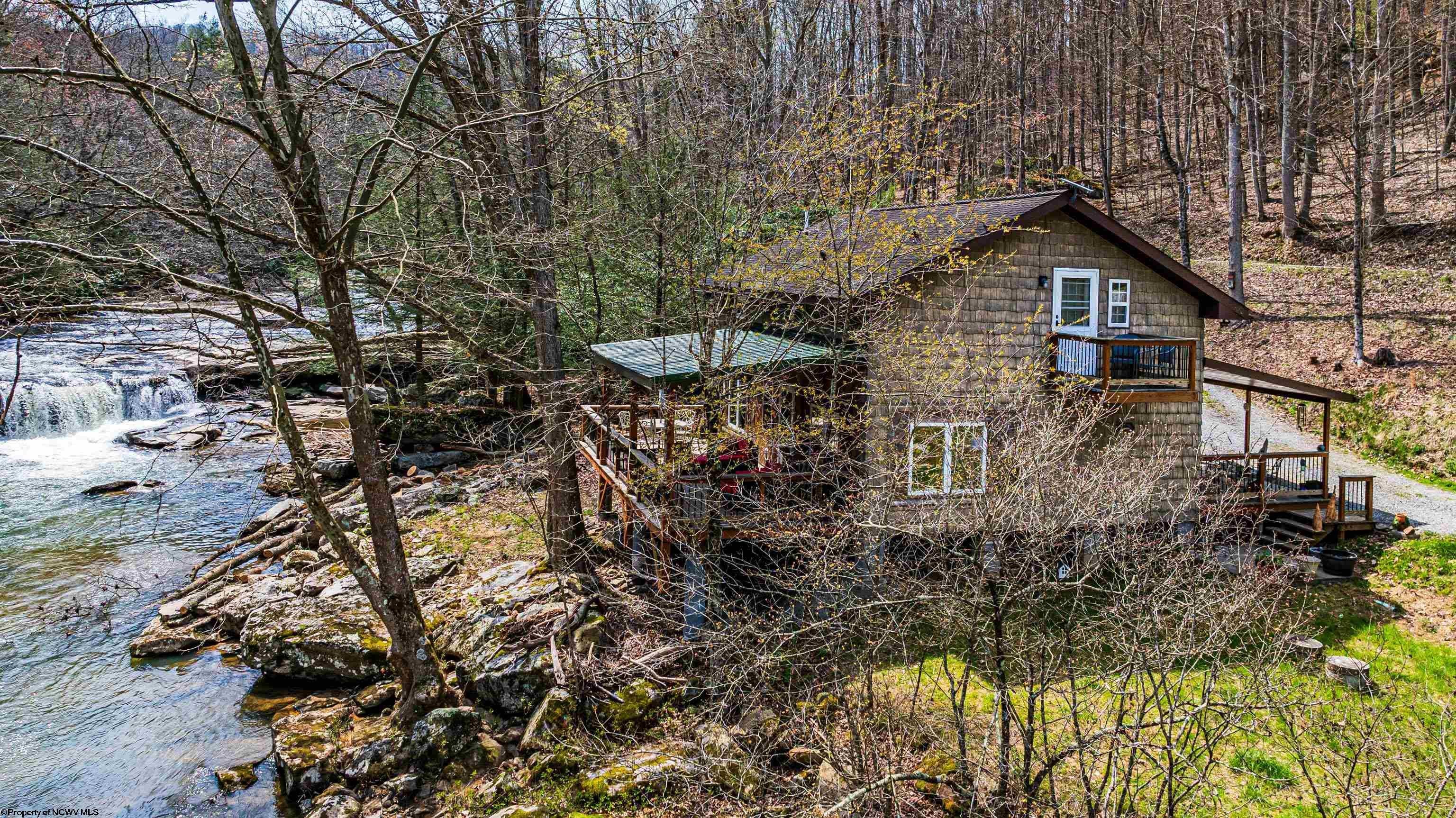 5078 Laurel Creek Road — photo
