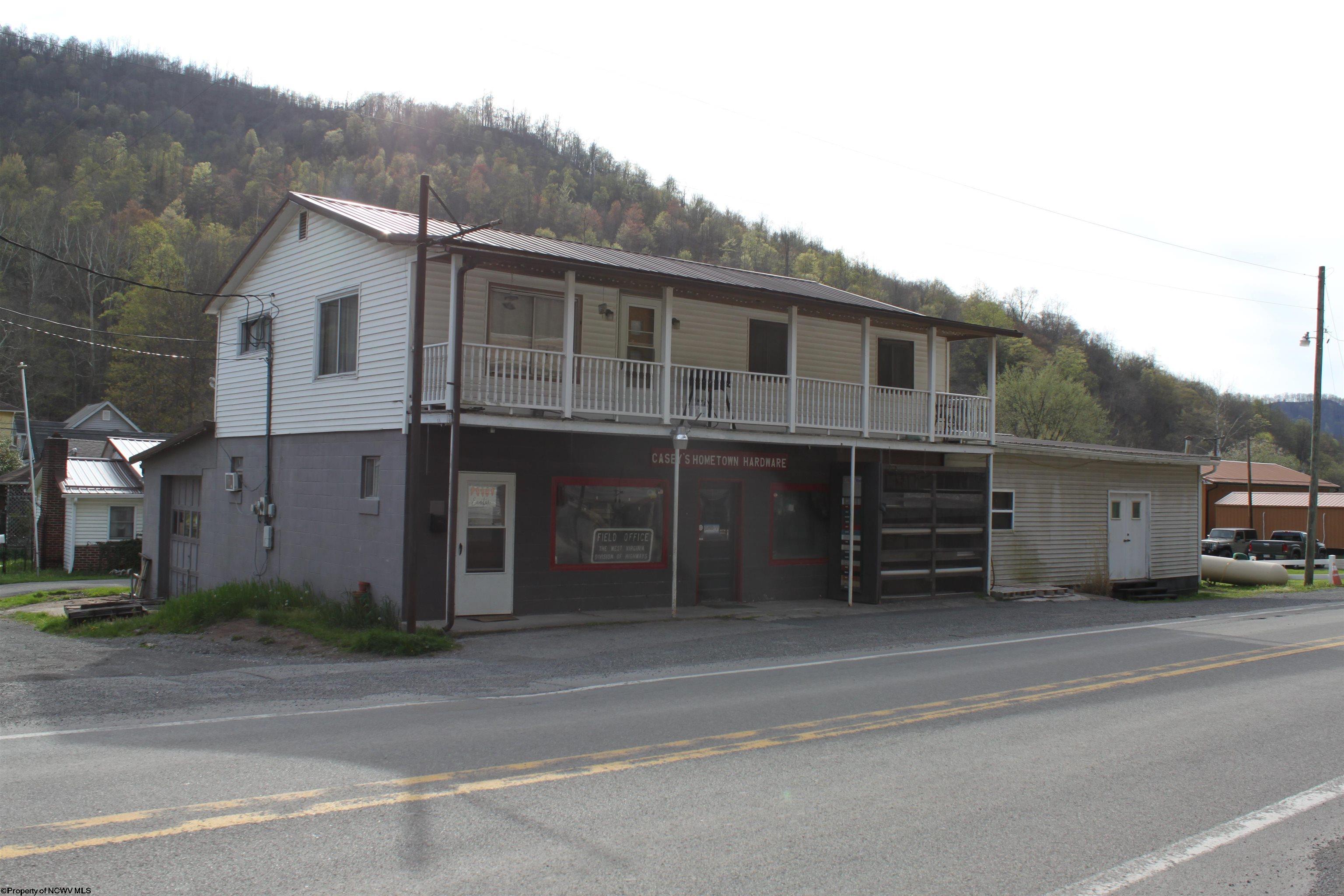 740 Point Mountain Road — photo