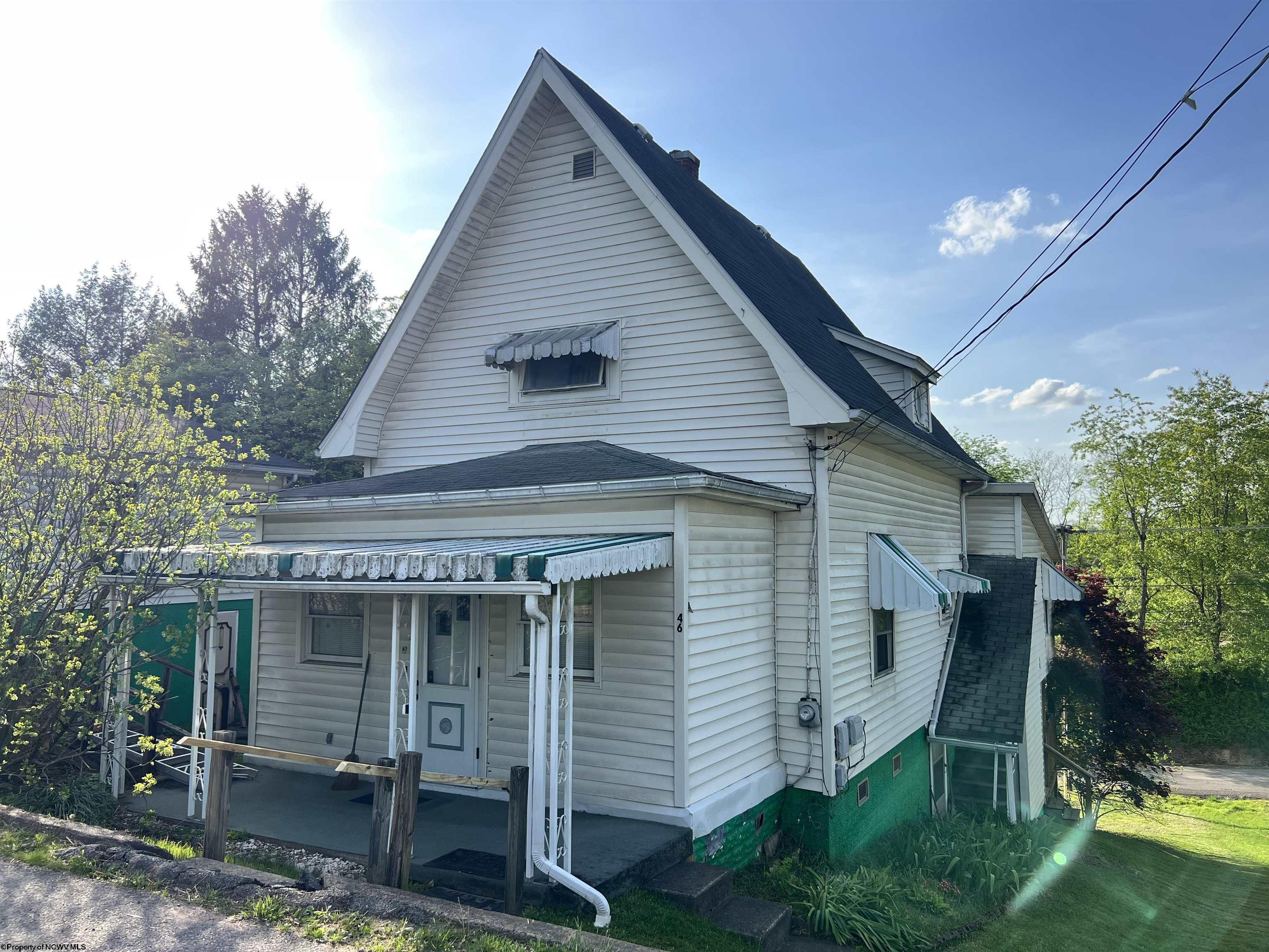 46 Grand Avenue — photo