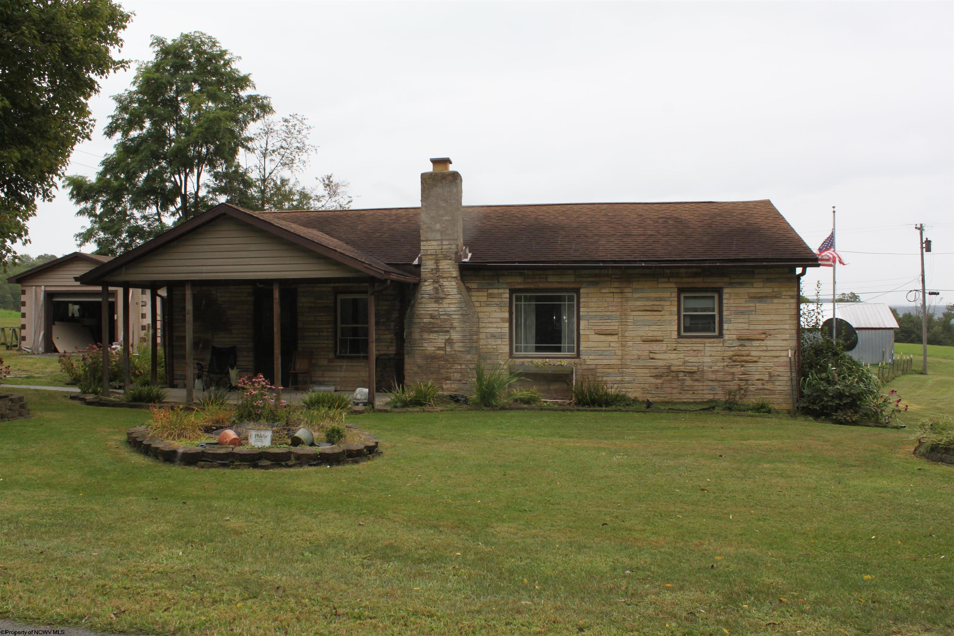 6776 Point Mountain Road — photo