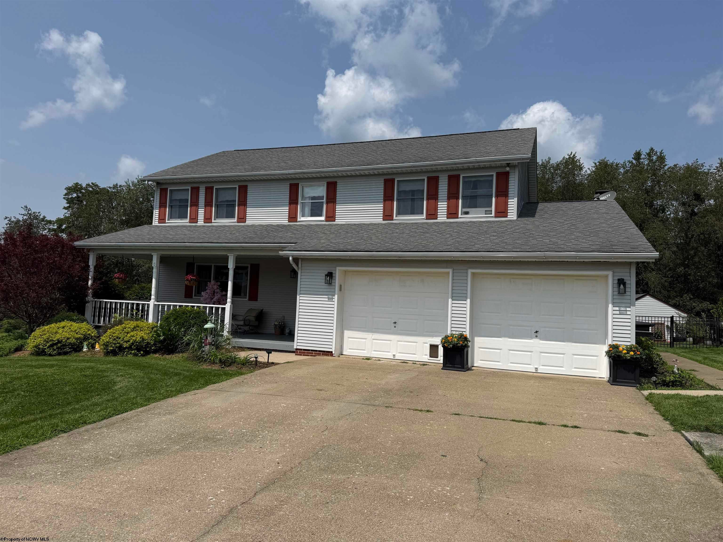 280 Deerfield Circle — photo