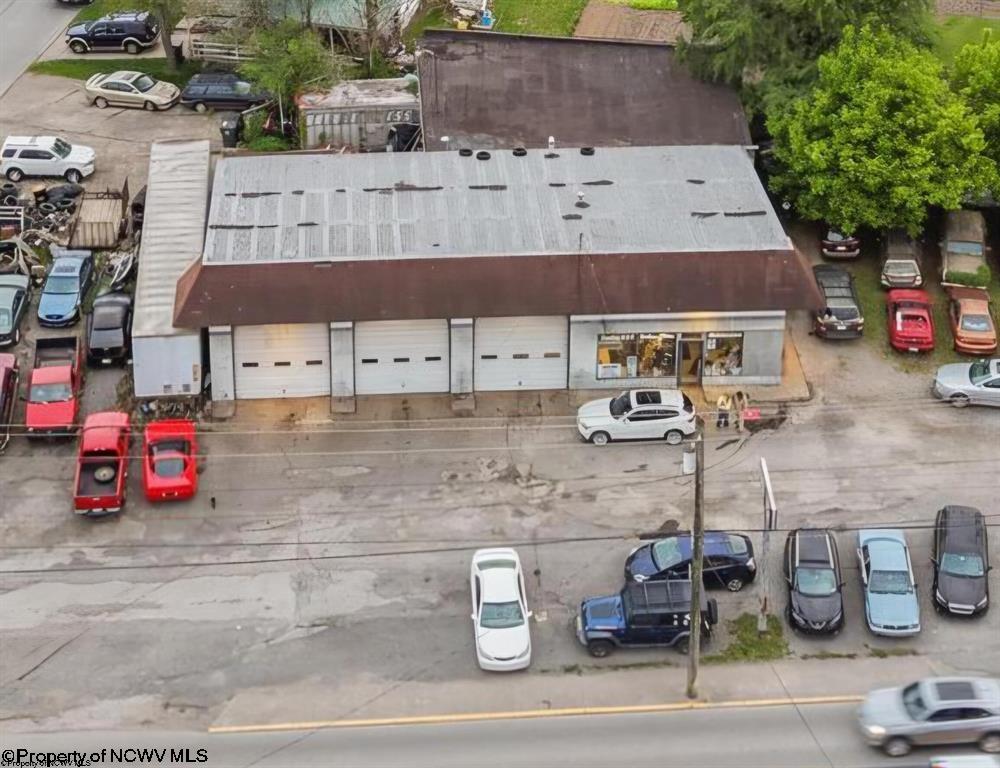 21 S Locust Street — photo
