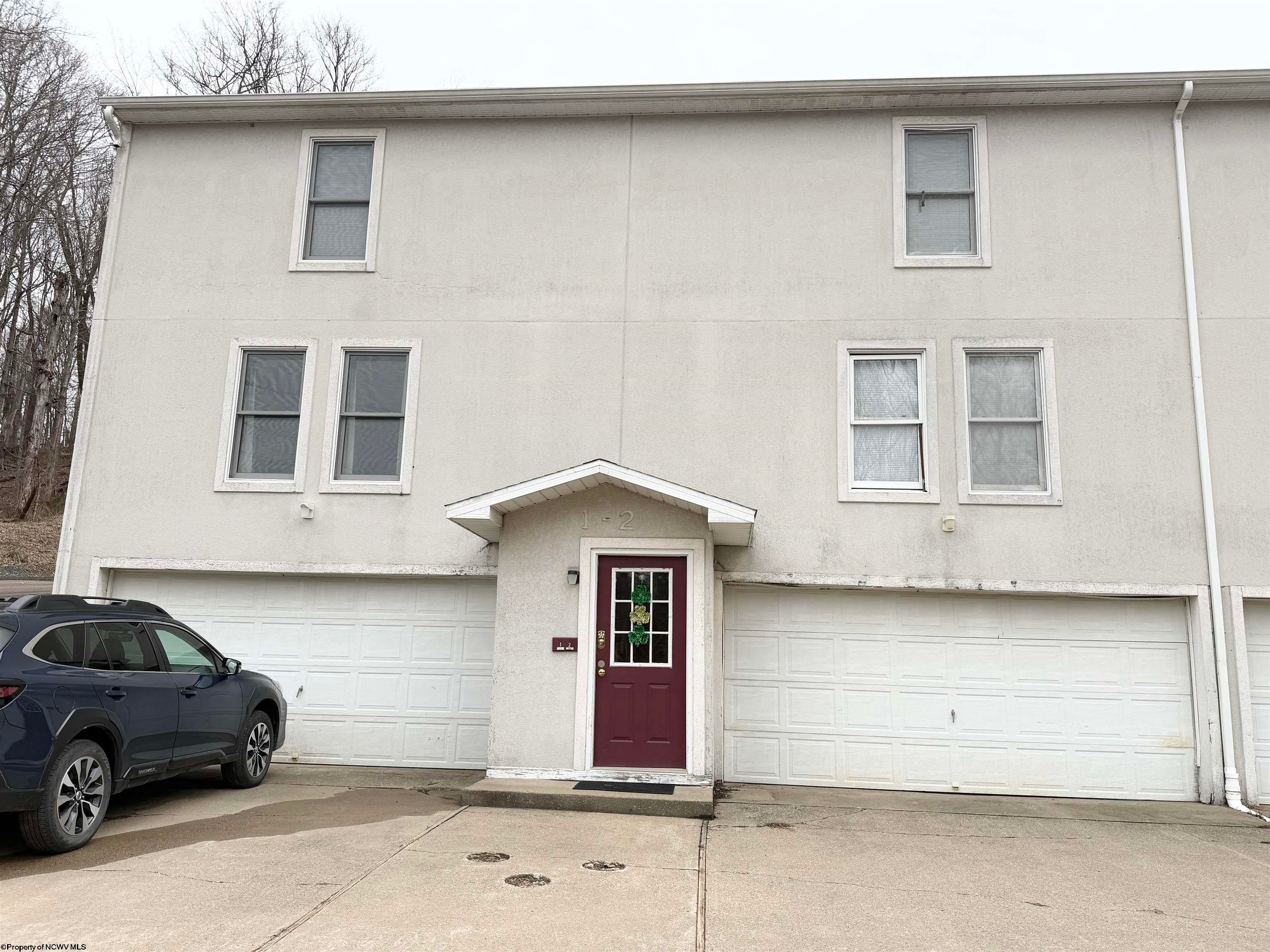 38 Cliffside Drive — photo