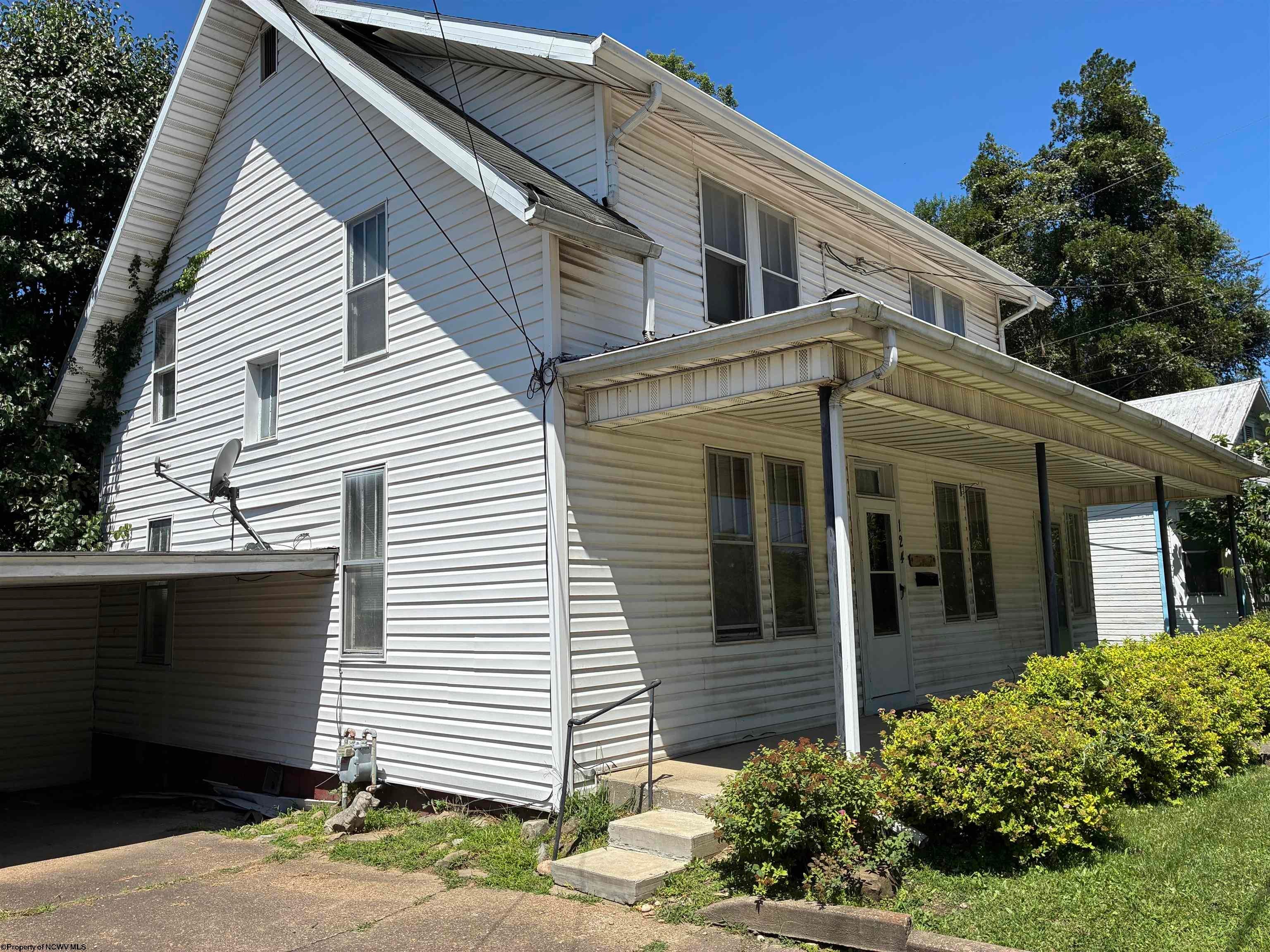 124 S Main Avenue — photo