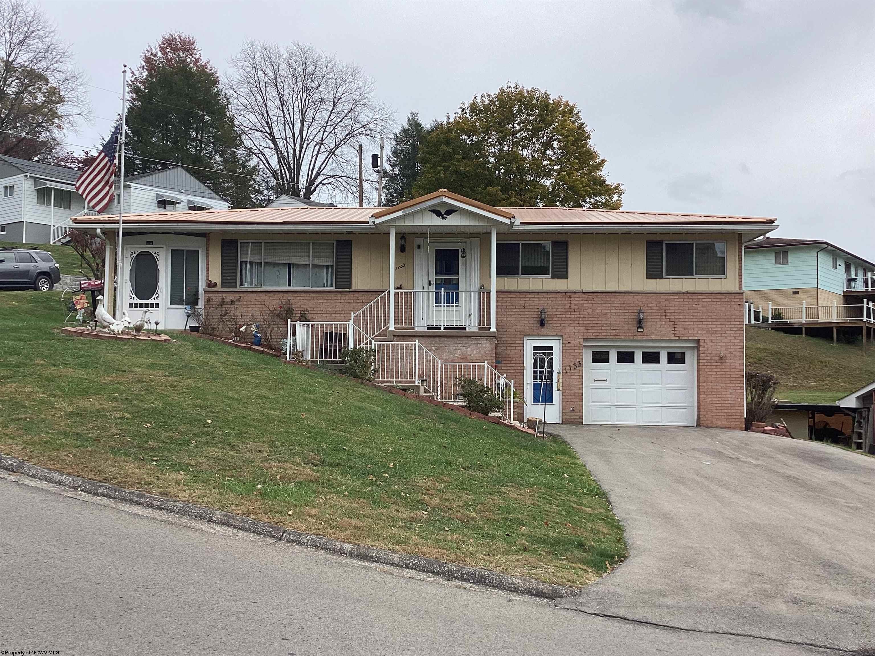 1133 Village Way — photo