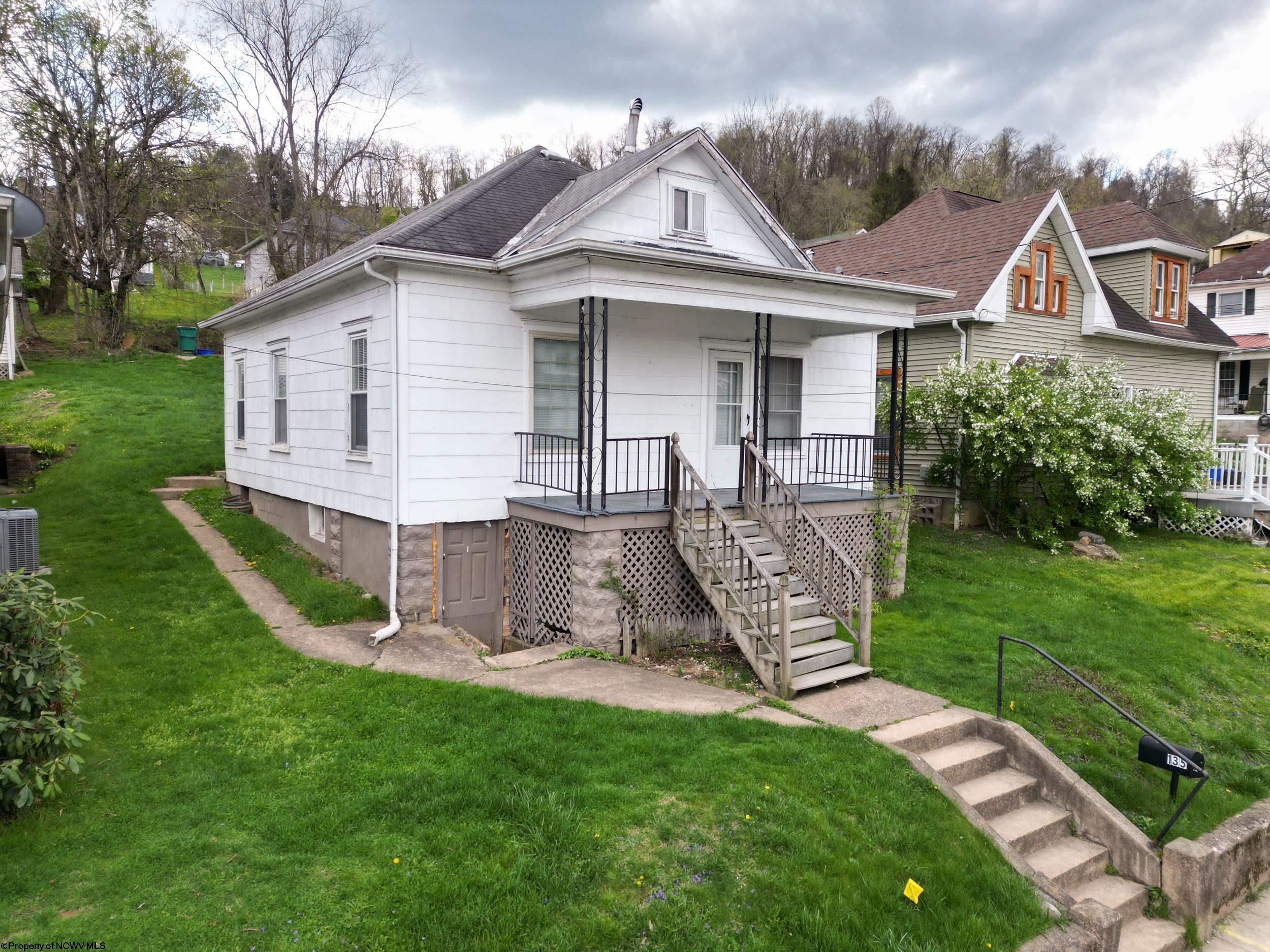135 W Woodland Avenue — photo