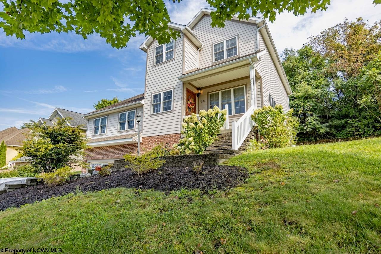 311 Villa View Drive — photo
