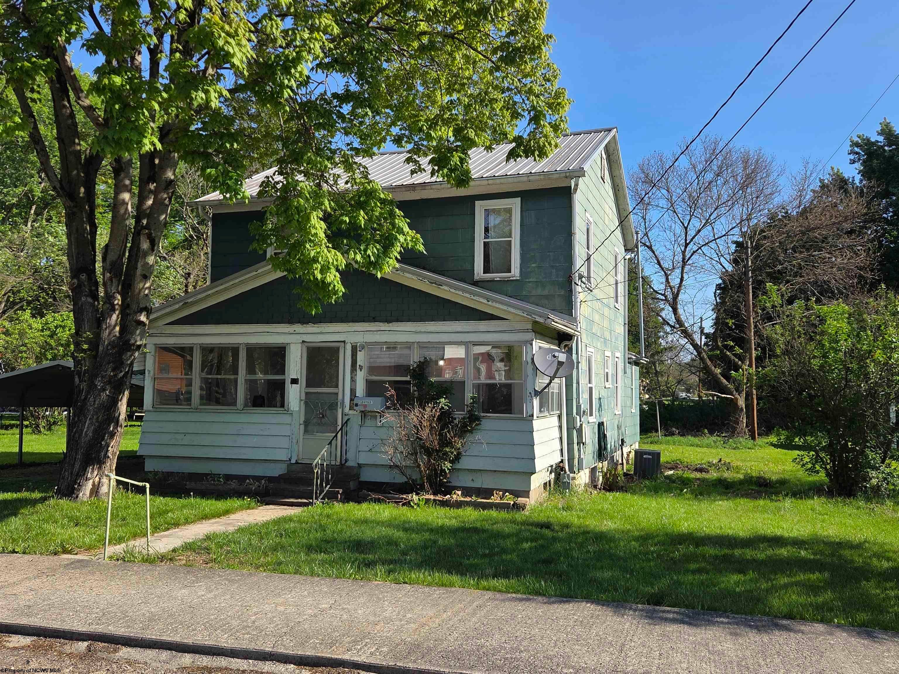115 Davis Street — photo