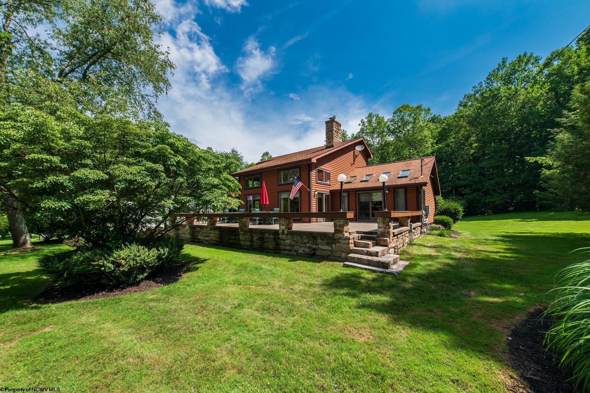 102 Country Club Court — photo
