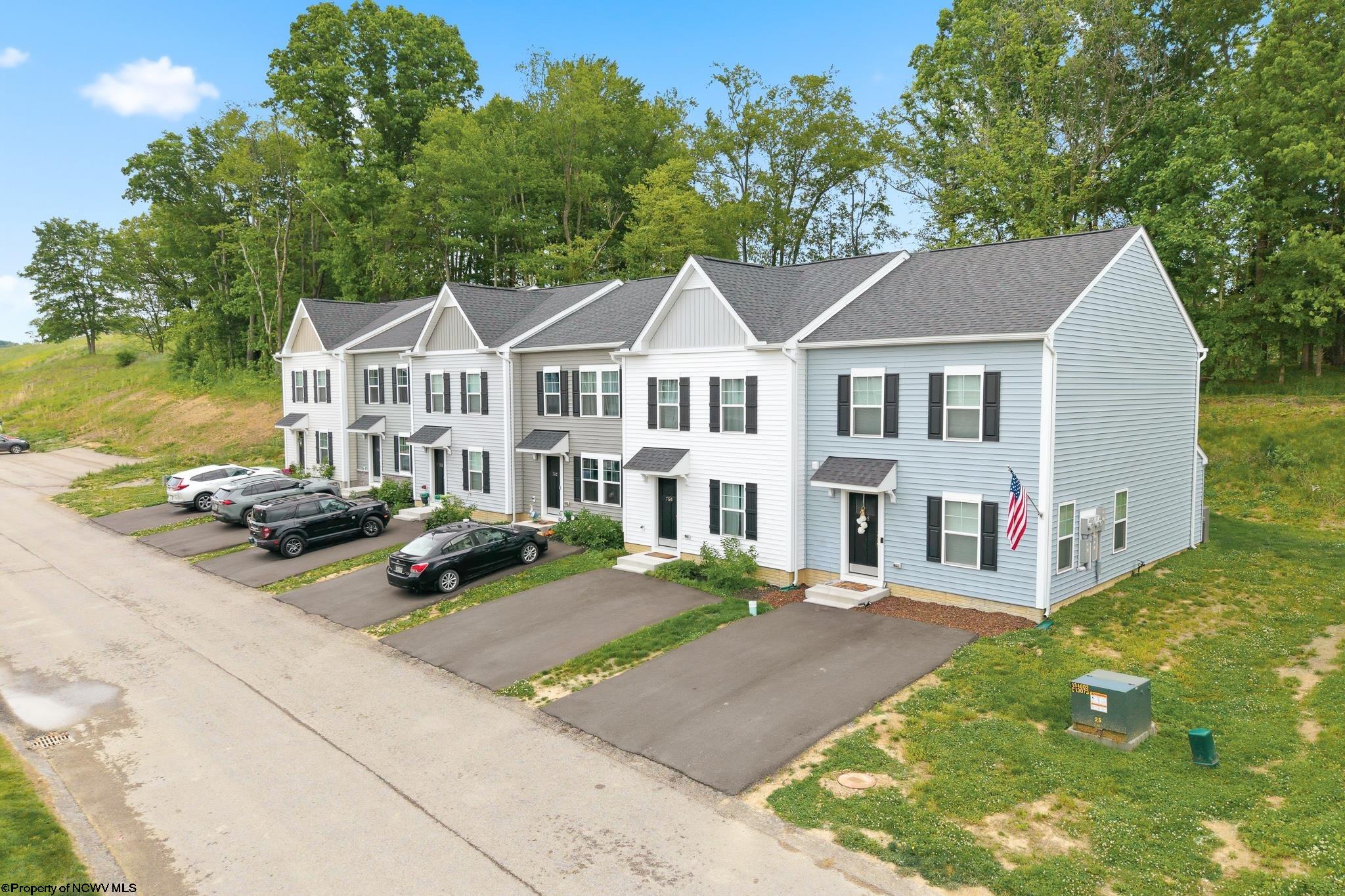 748 Mulligan Court — photo