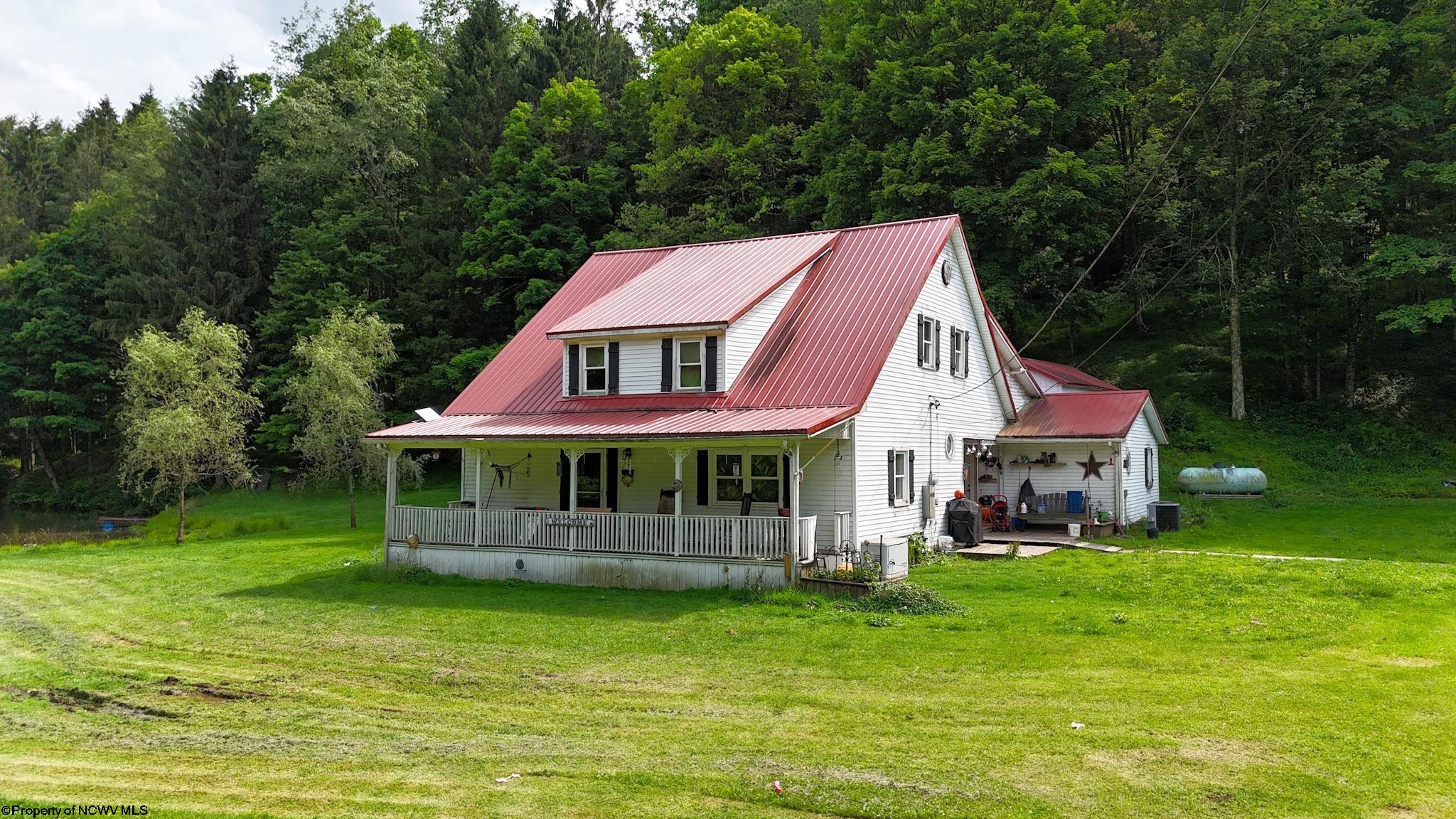 407 Soap Hollow Road — photo