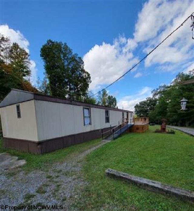 7 Sanders Lane — photo