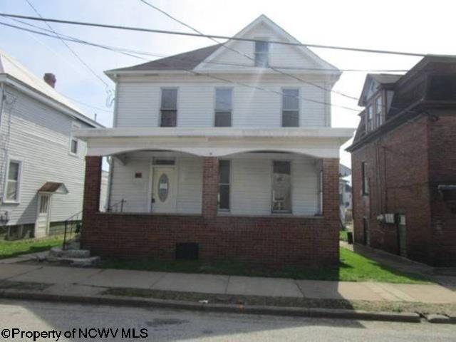 1405 Center Street — photo