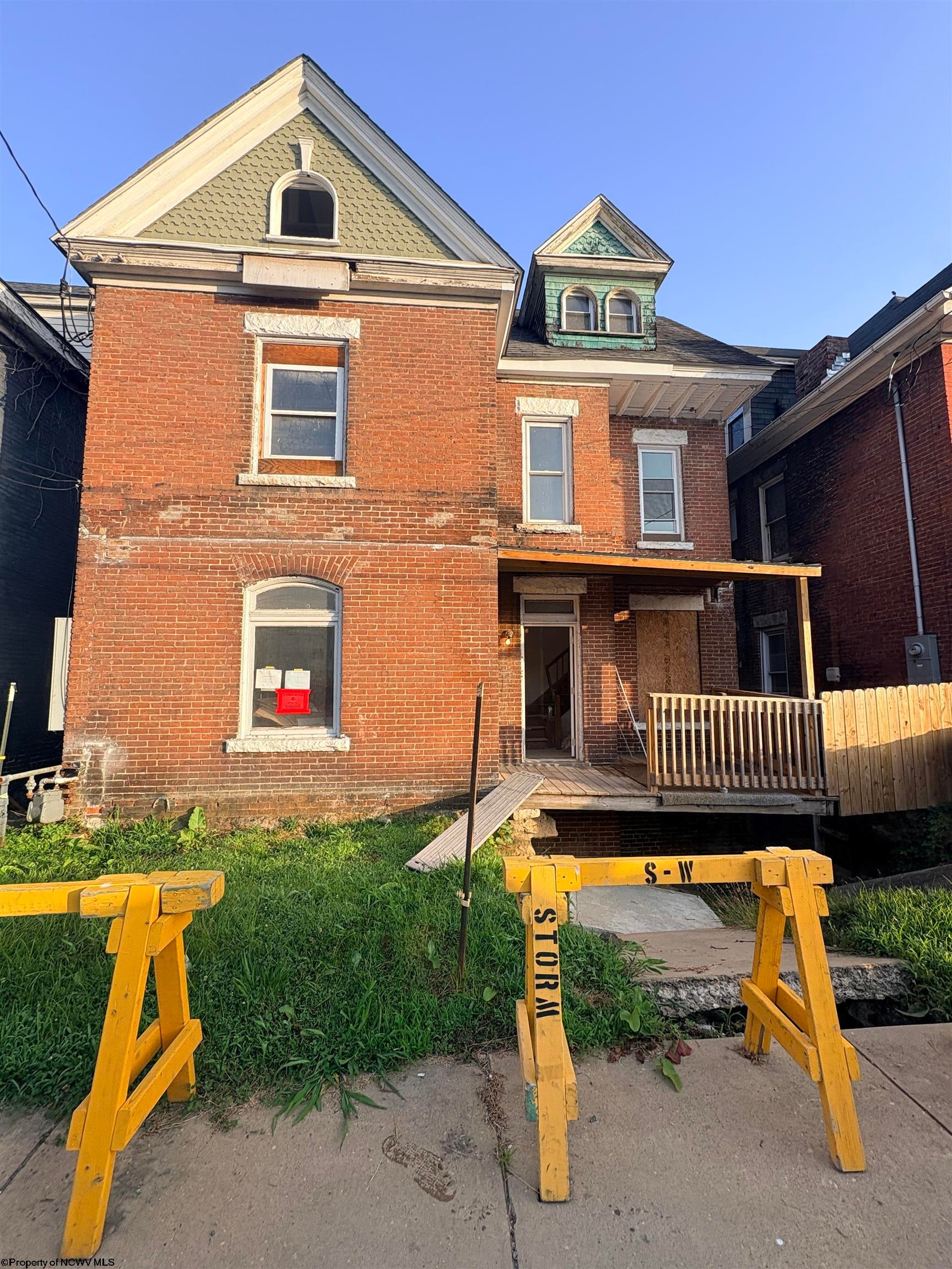 309 Walnut Avenue — photo
