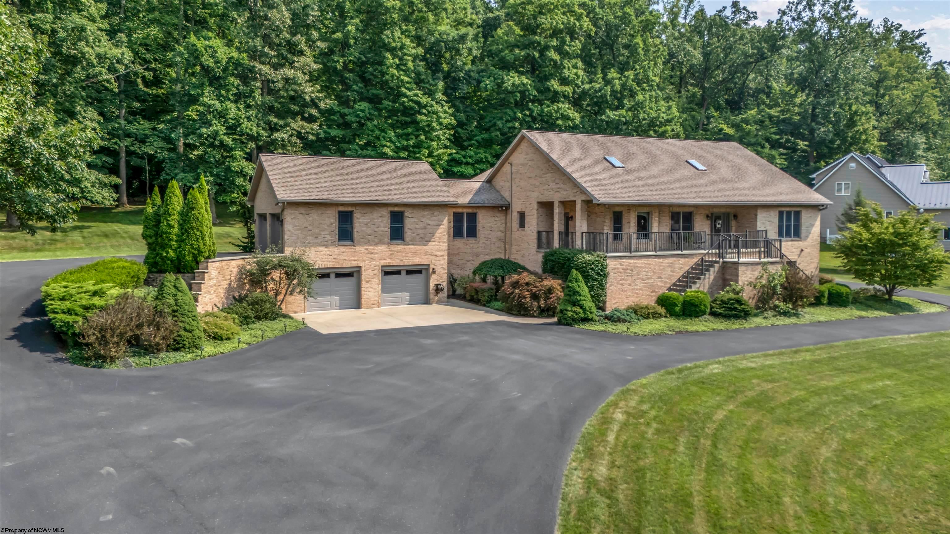 31 Jo Glen Drive — photo