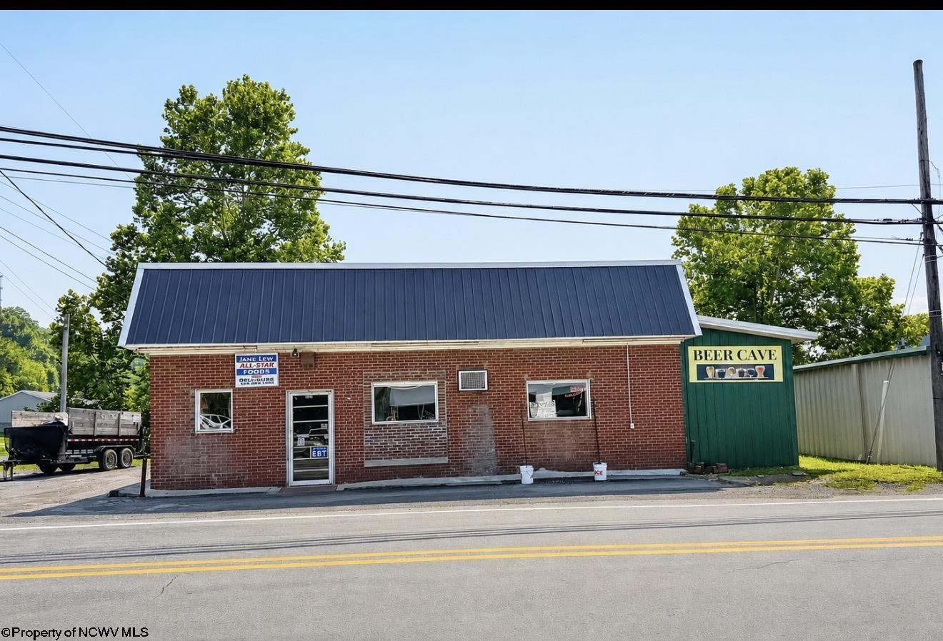 6092 Main Street — photo