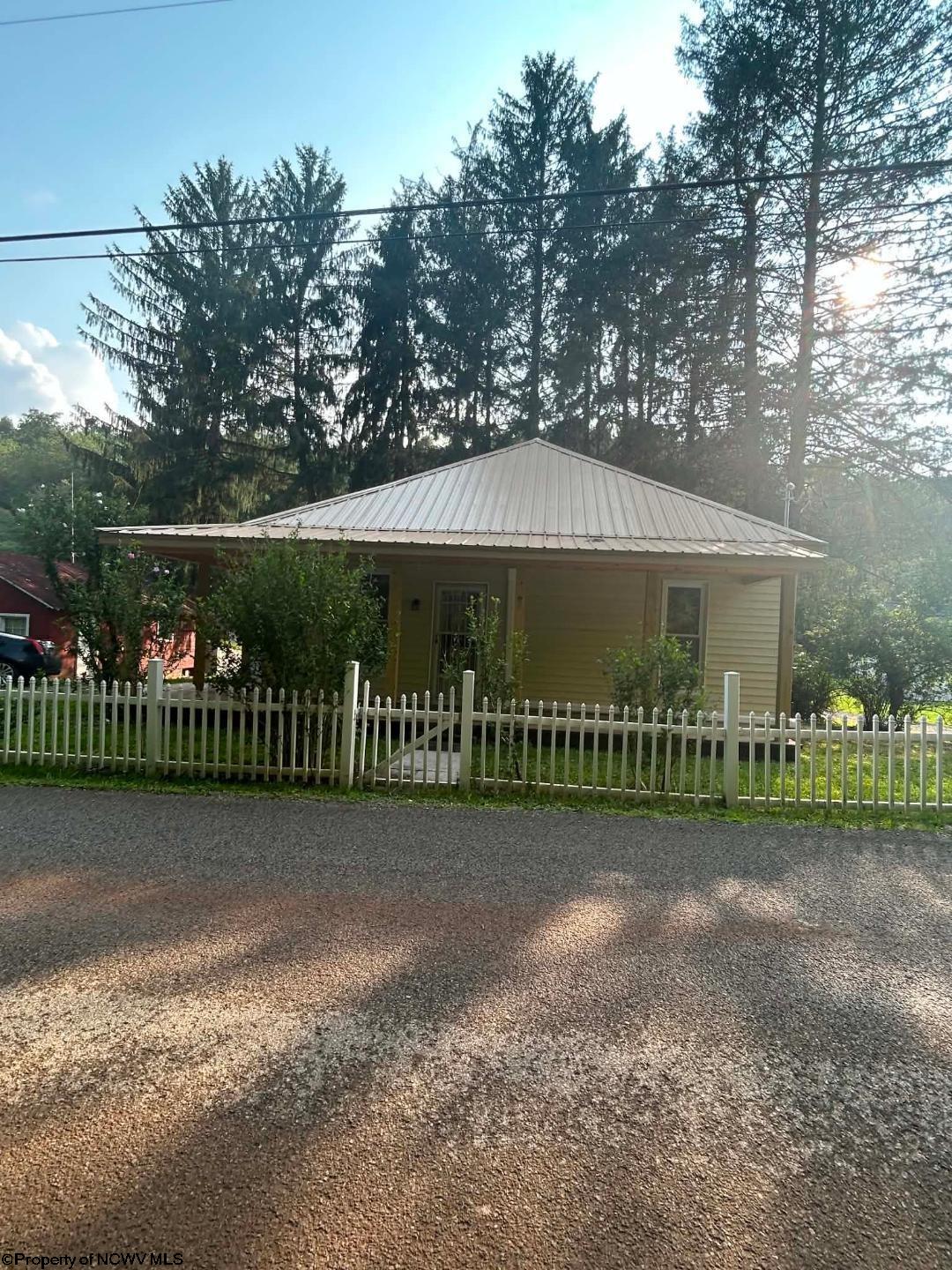 333 Buckhannon Mountain Road — photo