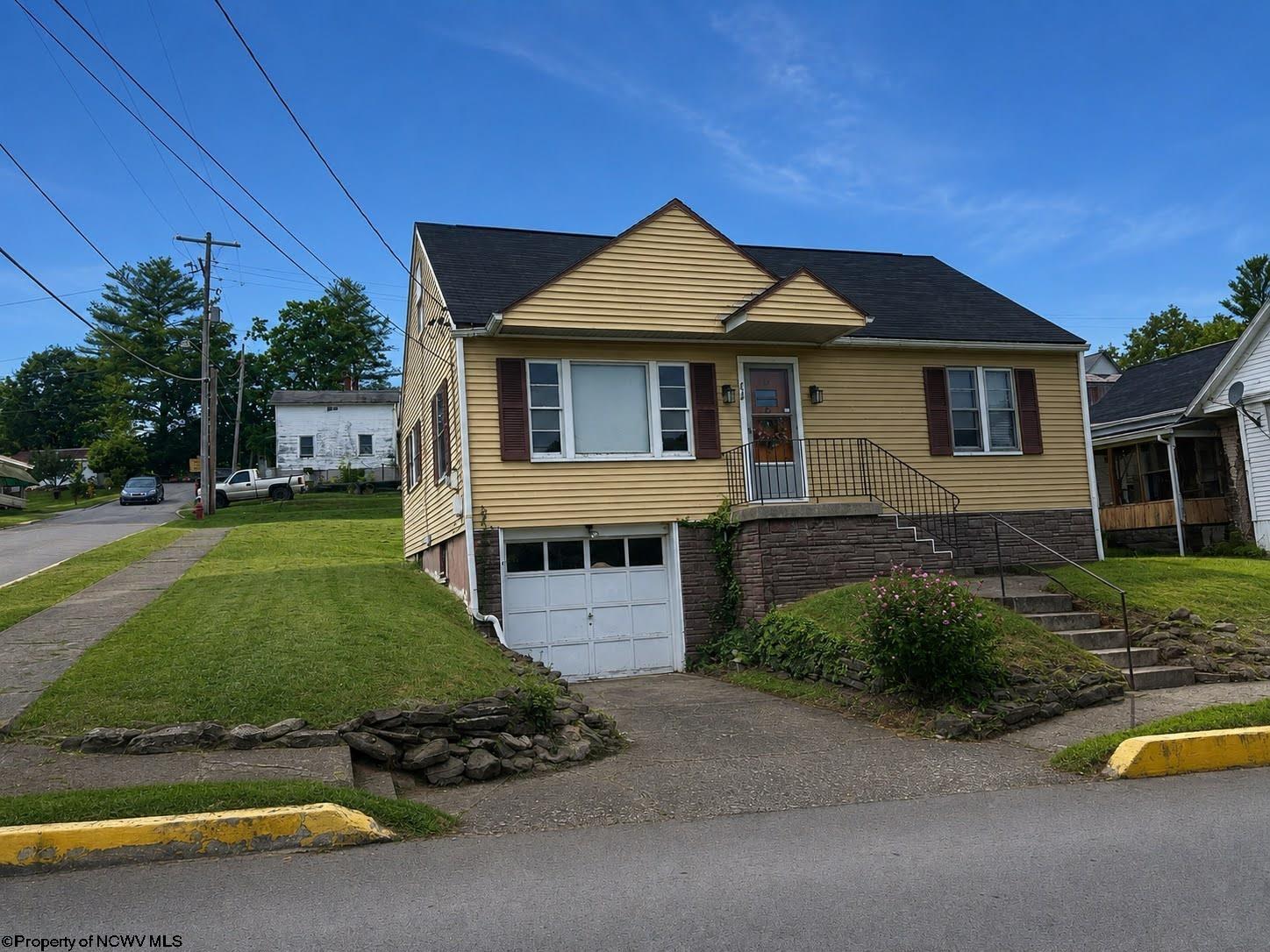 210 Poolside Drive, Mannington, WV 26582 — photo 2