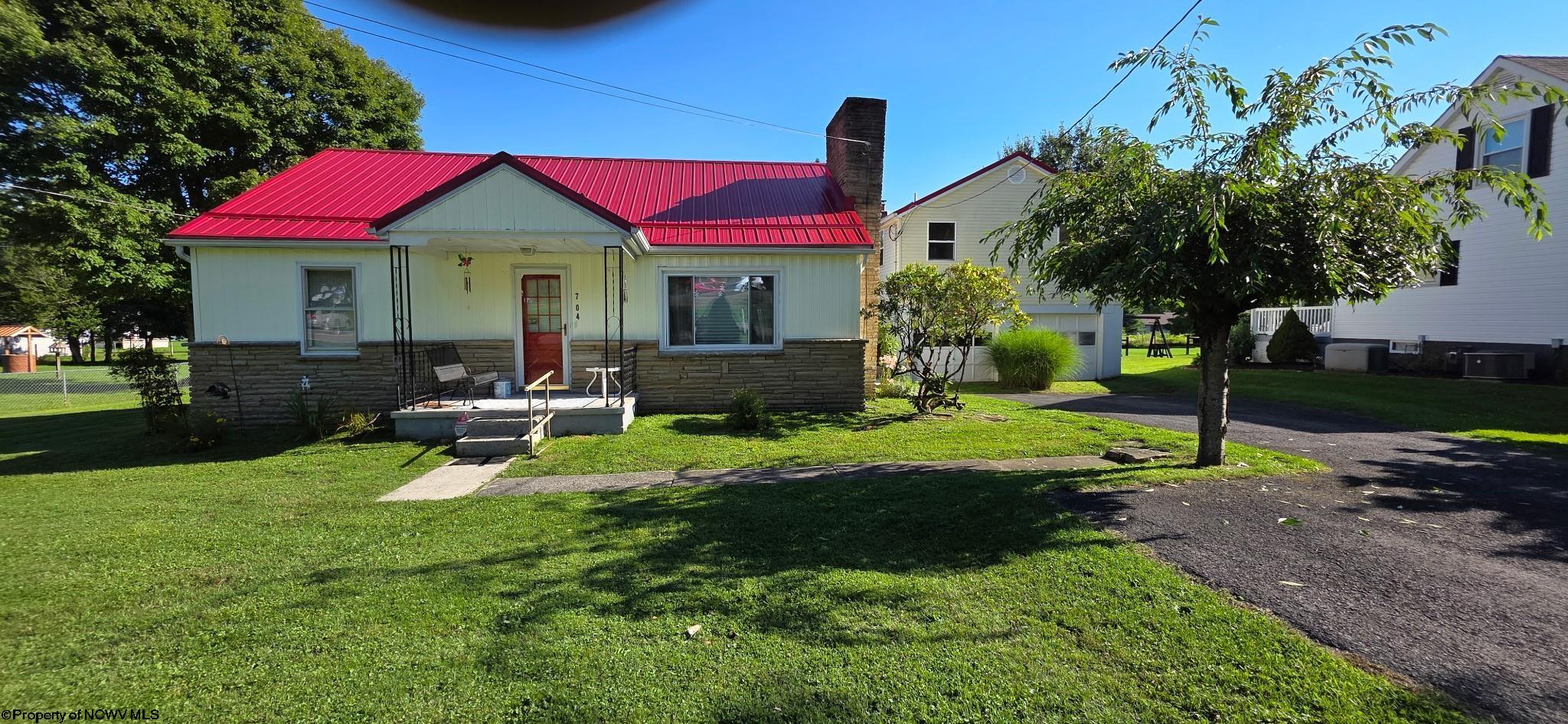704 Files Creek Road — photo