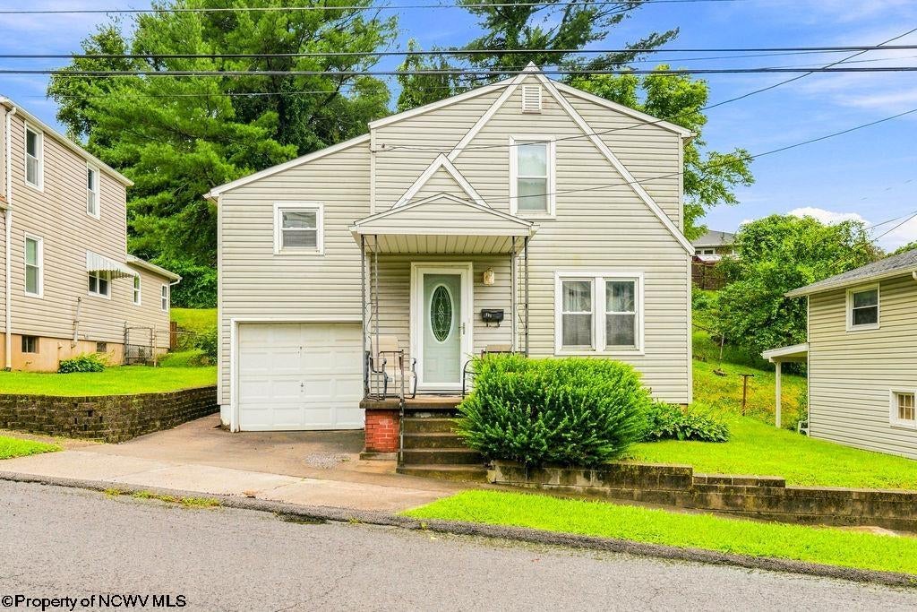 121 Grant Street — photo