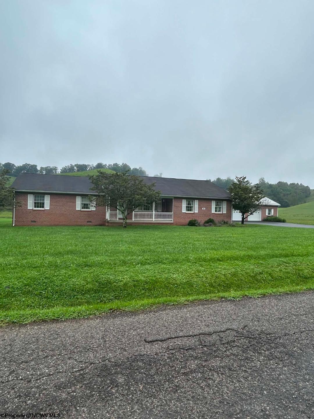 564 Fishing Camp Road — photo
