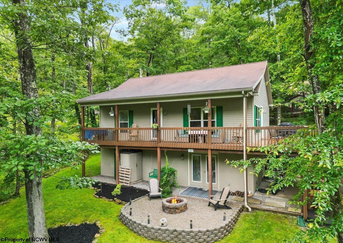 485 Redwood Drive — photo