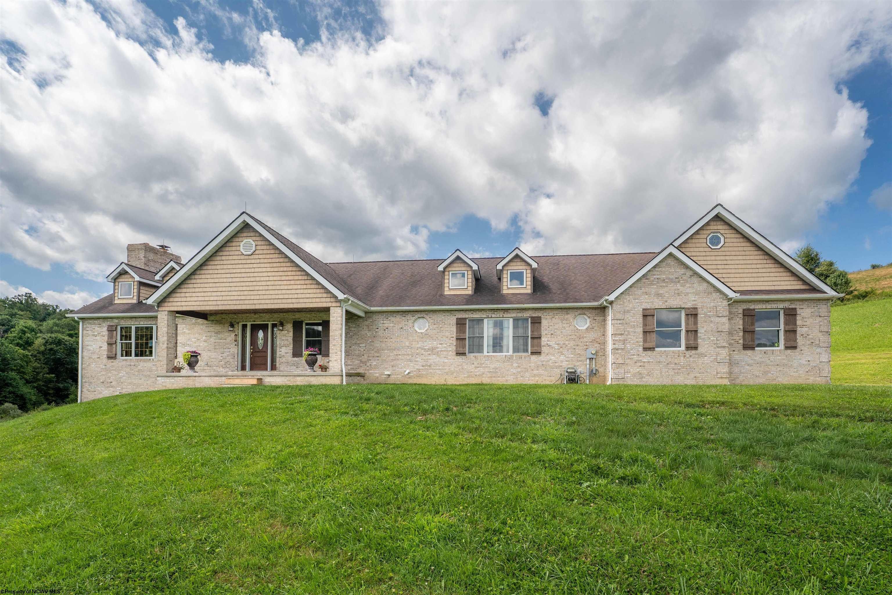 81 Homestead Lane — photo