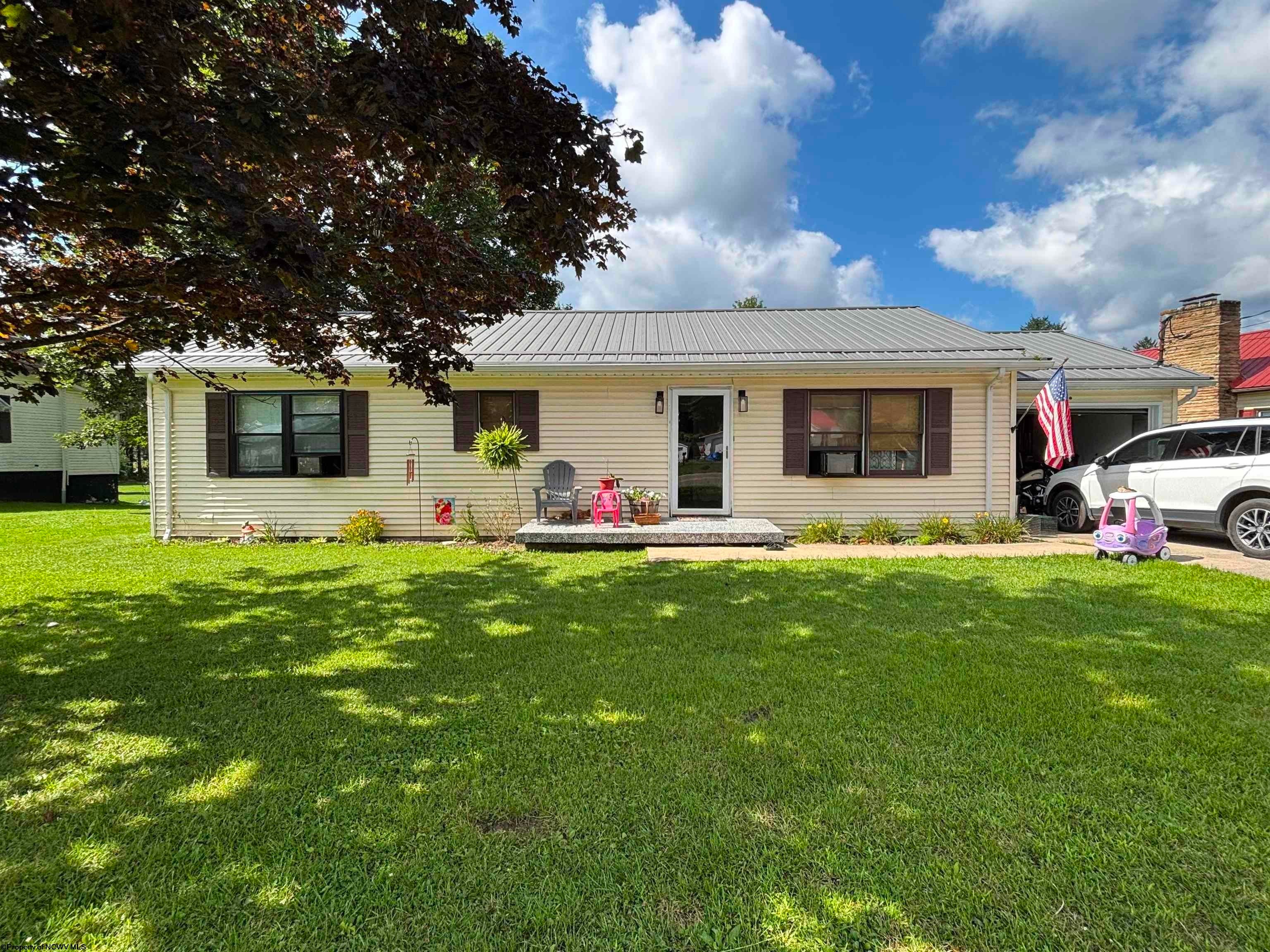 383 Crystal Springs Road — photo