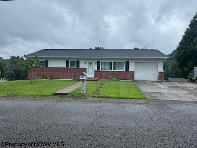 210 View Street — photo